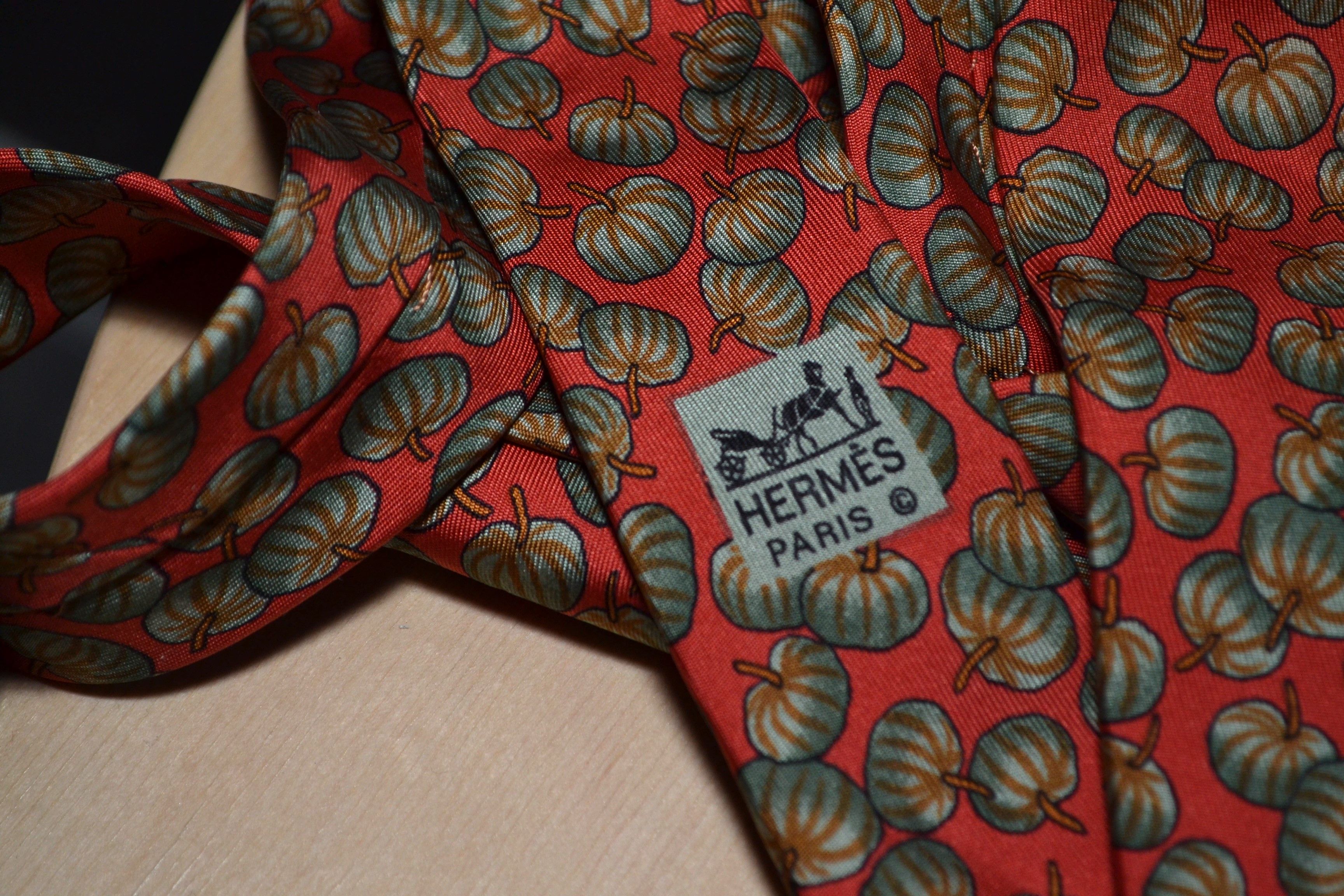 Hermes Hermes Pumpkin Orange Halloween 100% Silk Tie Made in France Size ONE SIZE - 3 Thumbnail