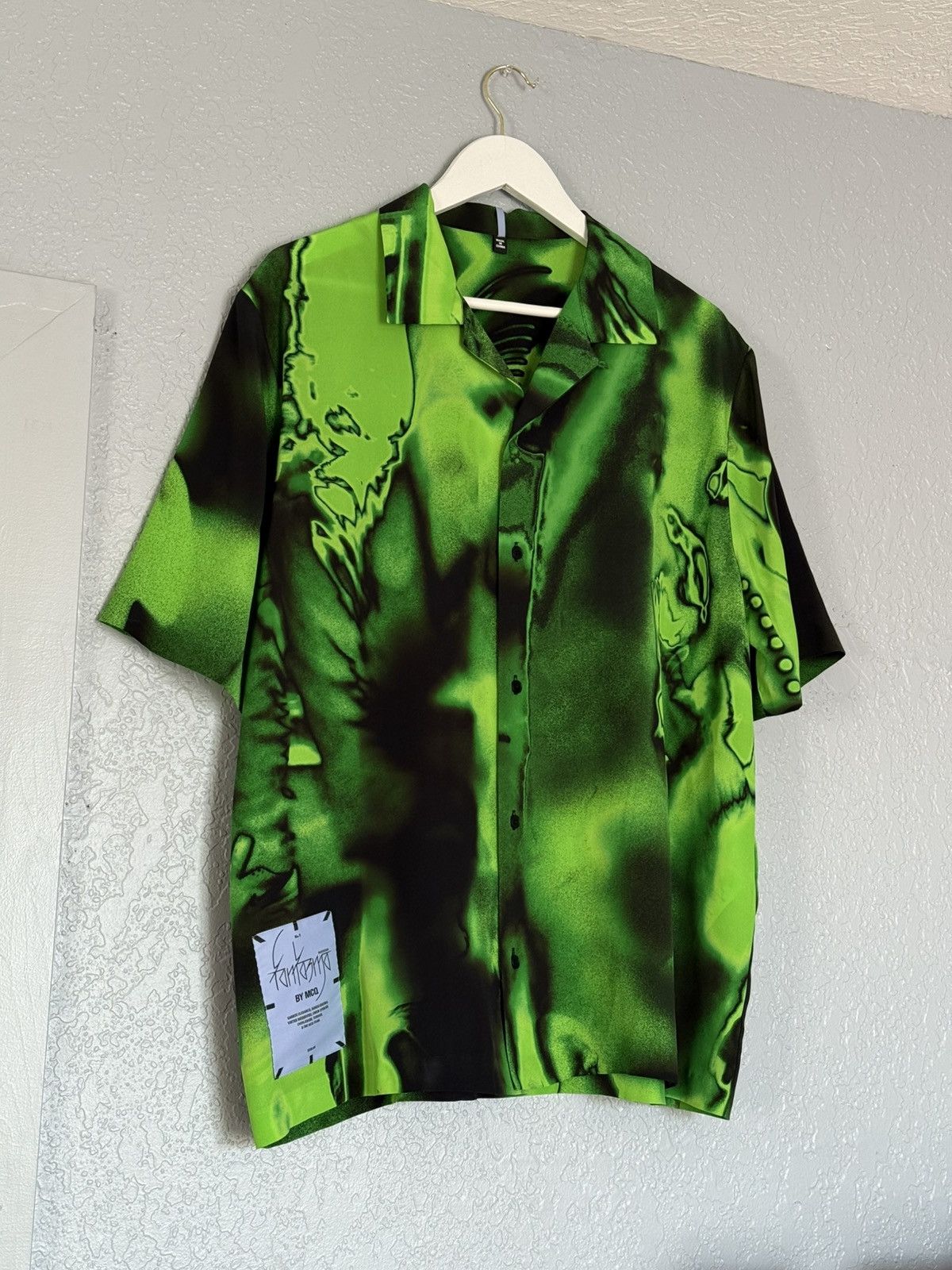 MCQ MCQ Abstract Print Silk Shirt (L) Size US L / EU 52-54 / 3 - 1 Thumbnail