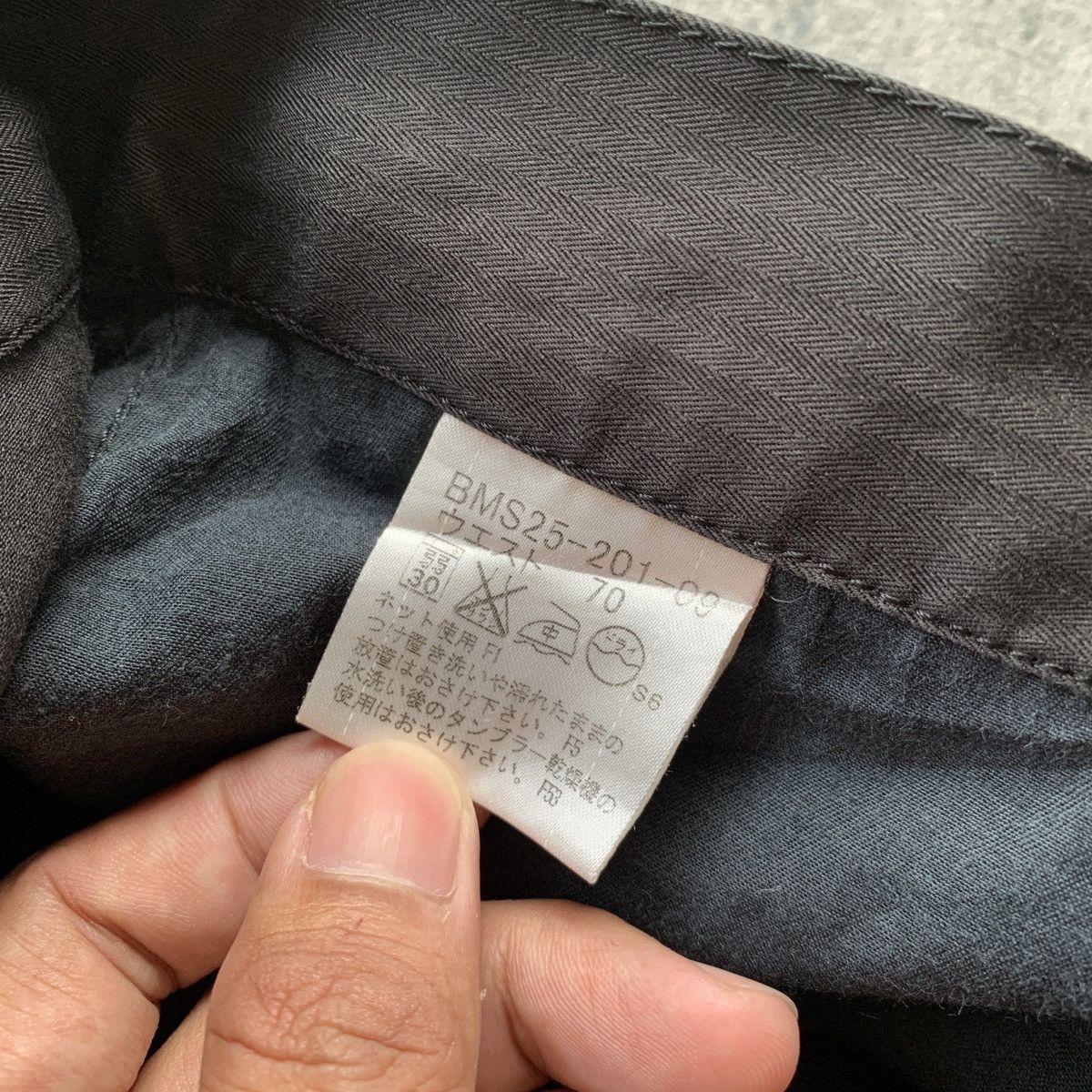 Burberry Burberry Black Label Multipocket Cargo Pants Size US 28 / EU 44 - 8 Thumbnail