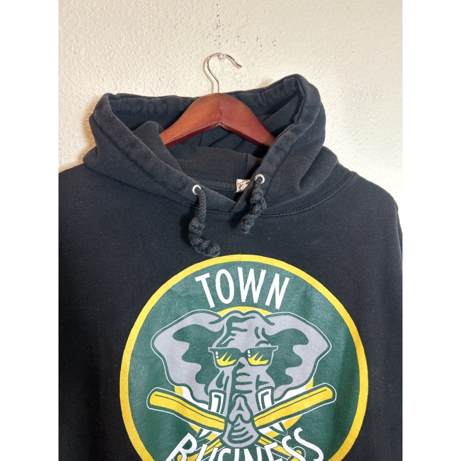 Vintage Hella Much Co Hoodie Pullover Black Size XL Oakland Stomper Town Business Size US XL / EU 56 / 4 - 3 Thumbnail