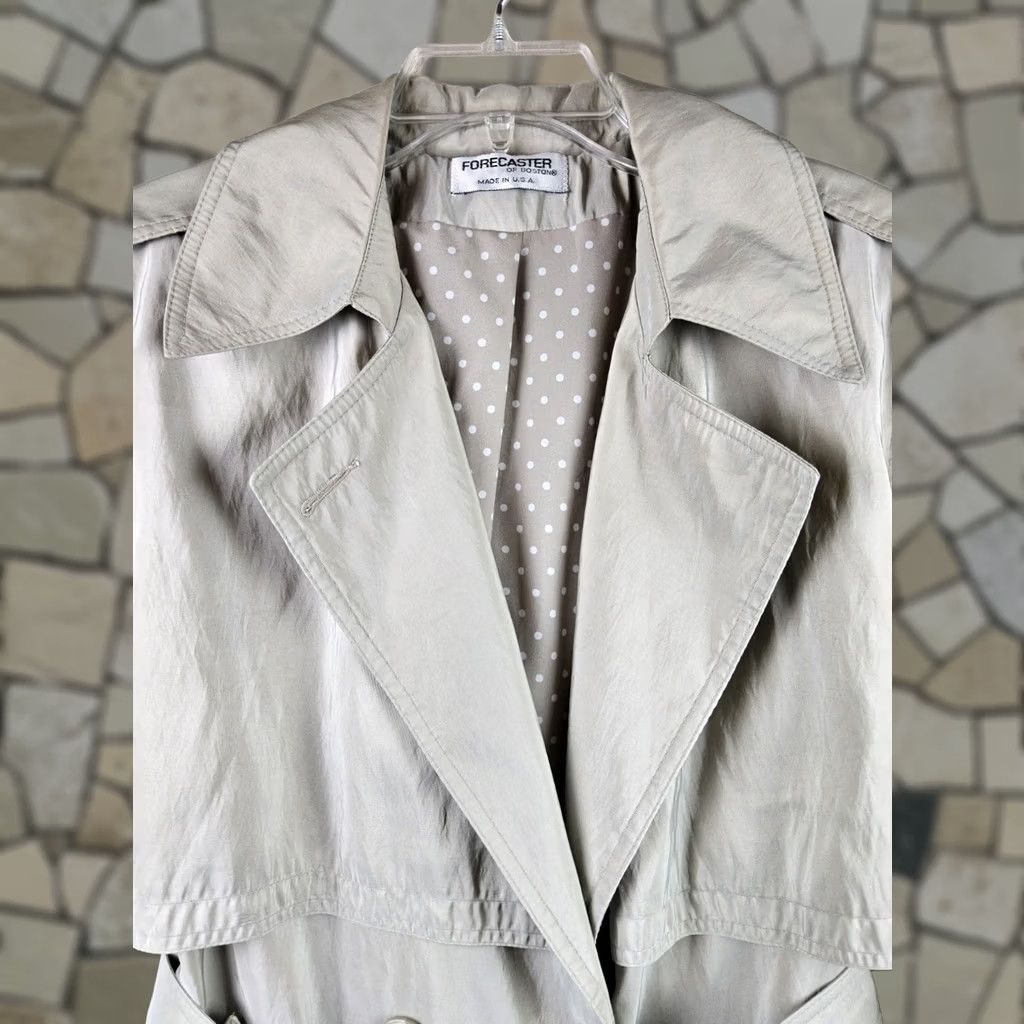 Vintage VINTAGE Forecaster Of Boston Trench Coat Women 5/6 Beige Nylon Coat Trench 50s 60s Size S / US 4 / IT 40 - 1 Thumbnail