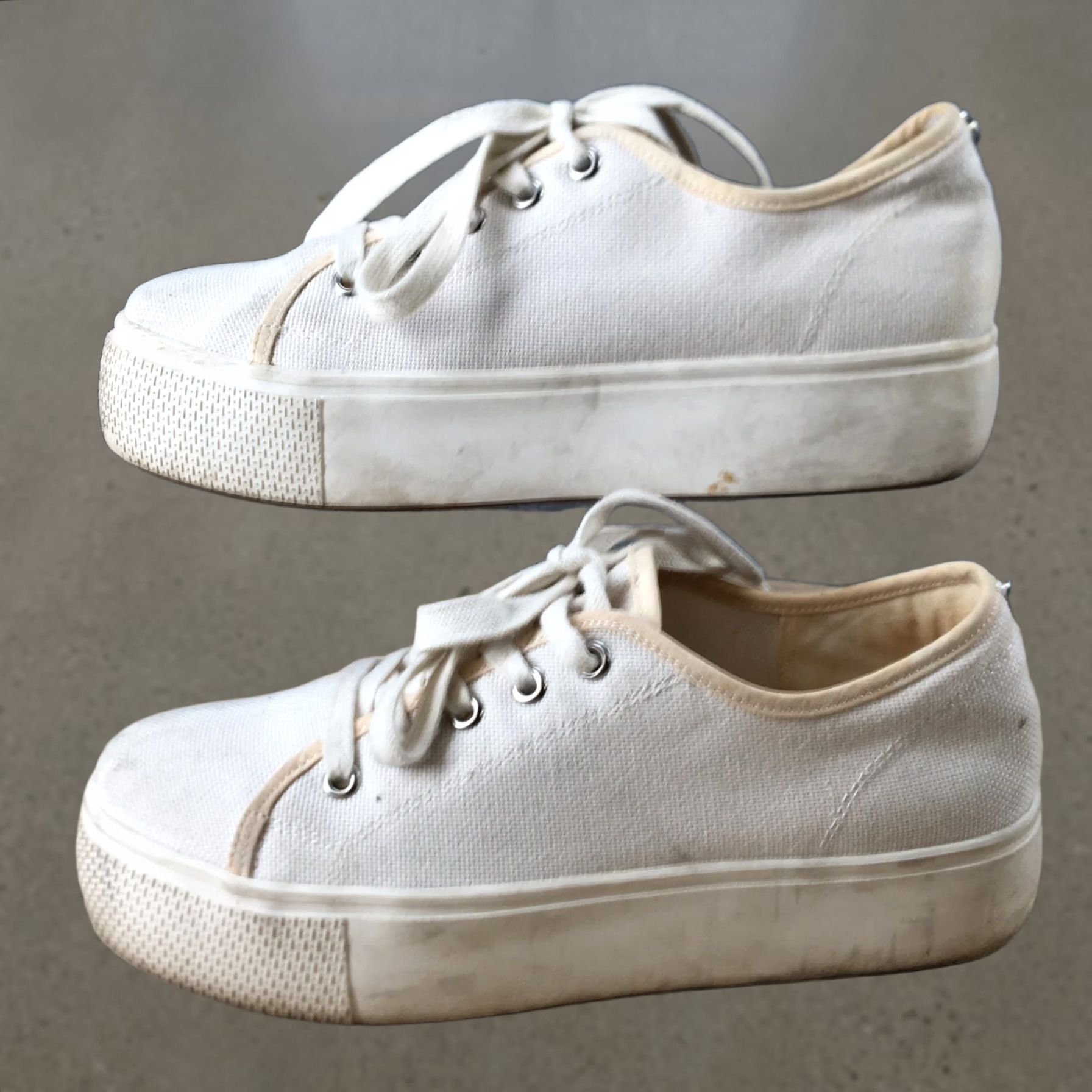 Steve Madden Steve Madden Shoes Womens 8.5 M Elore Casual Sneakers White Low Top Lace Up Size M / US 6-8 / IT 42-44 - 1 Thumbnail