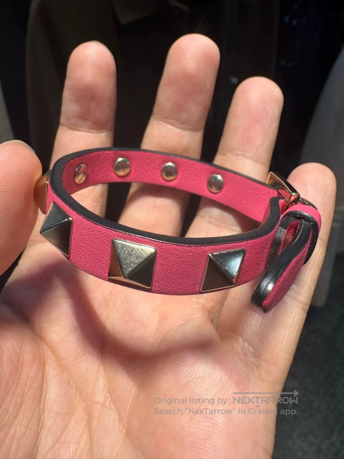 Valentino Valentino Red Rivet Leather Bracelet. Size ONE SIZE - 1 Thumbnail