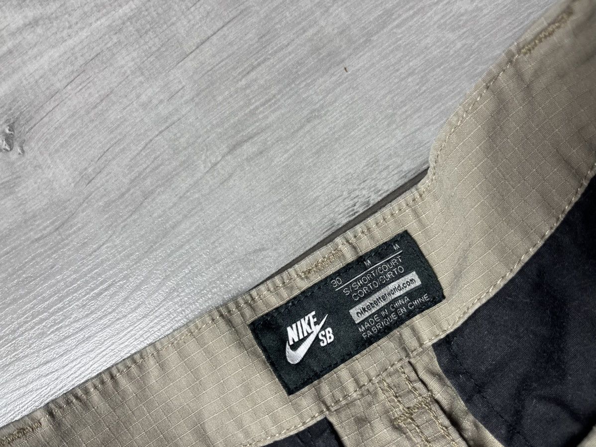 Nike Nike sb cargo shorts size Medium Size US 30 / EU 46 - 2 Thumbnail