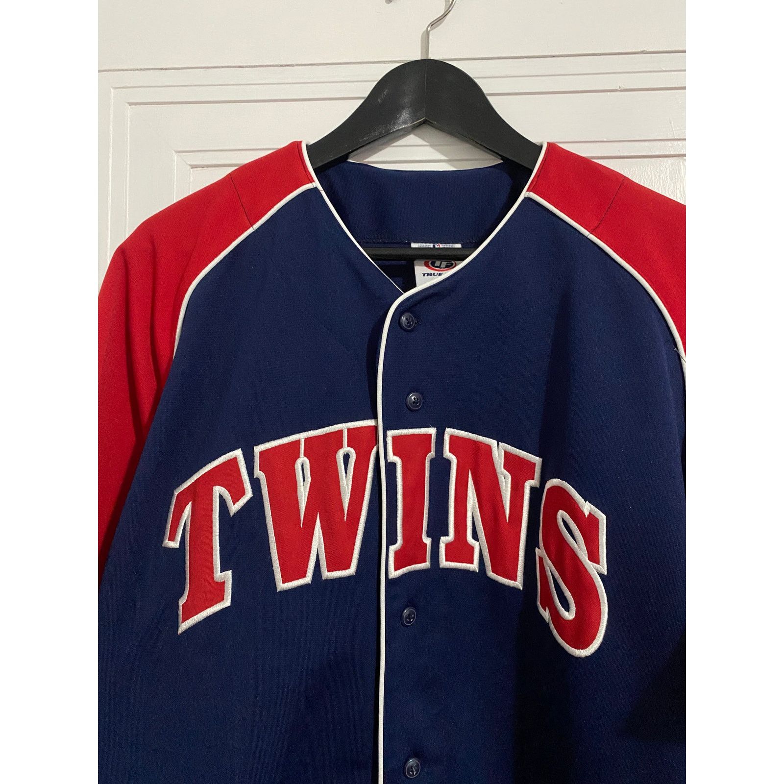 MLB Minnesota Twins Stitched MLB Baseball Jersey Size Large Size US L / EU 52-54 / 3 - 2 Thumbnail