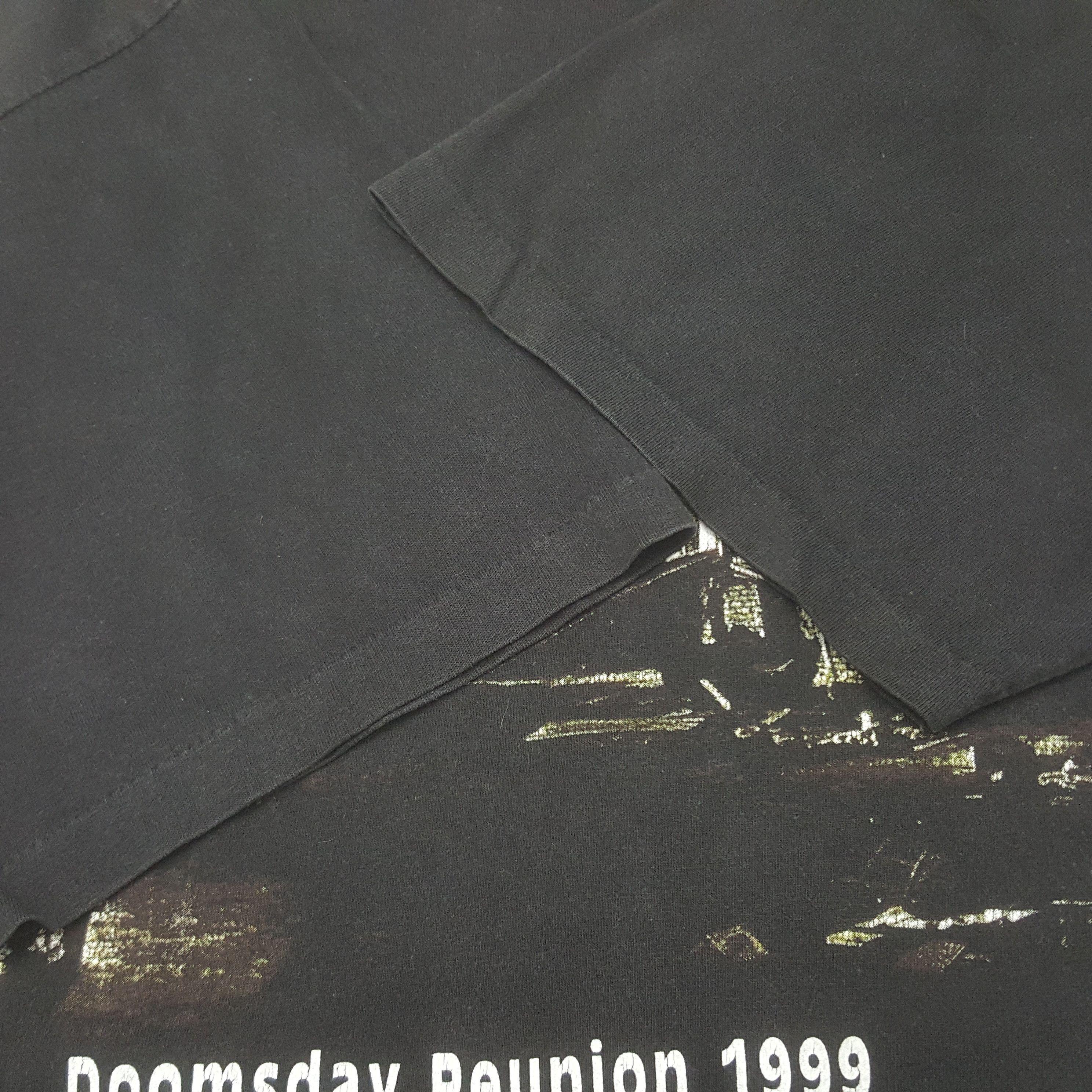 Band Tees × Vintage Vintage Black Sabbath Doomsday Reunion 1999 Tshirt Size US L / EU 52-54 / 3 - 6 Thumbnail