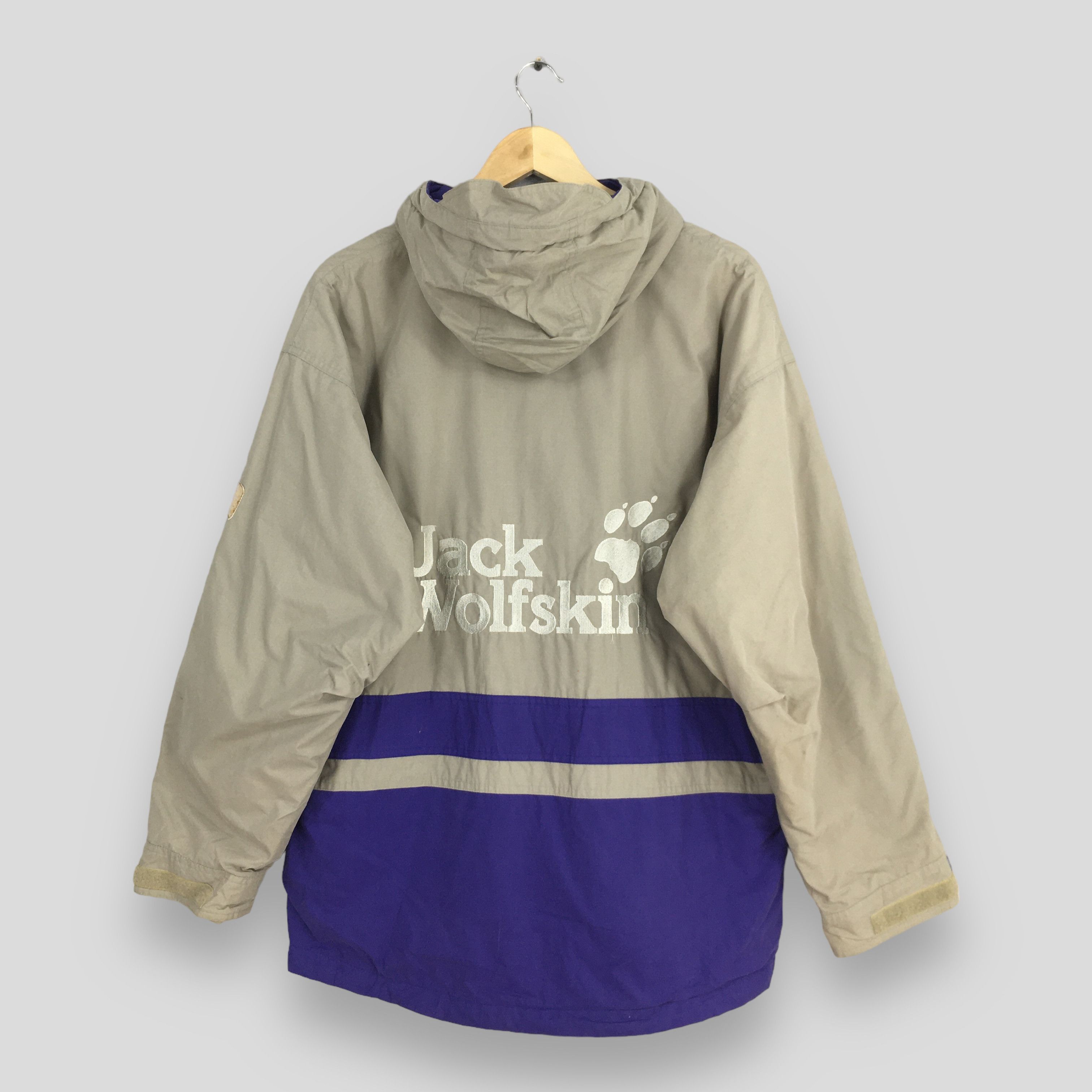 Jack Wolfskin Vintage Jack Wolfskins Hoodie Windbreaker Jacket Large Size US L / EU 52-54 / 3 - 9 Thumbnail