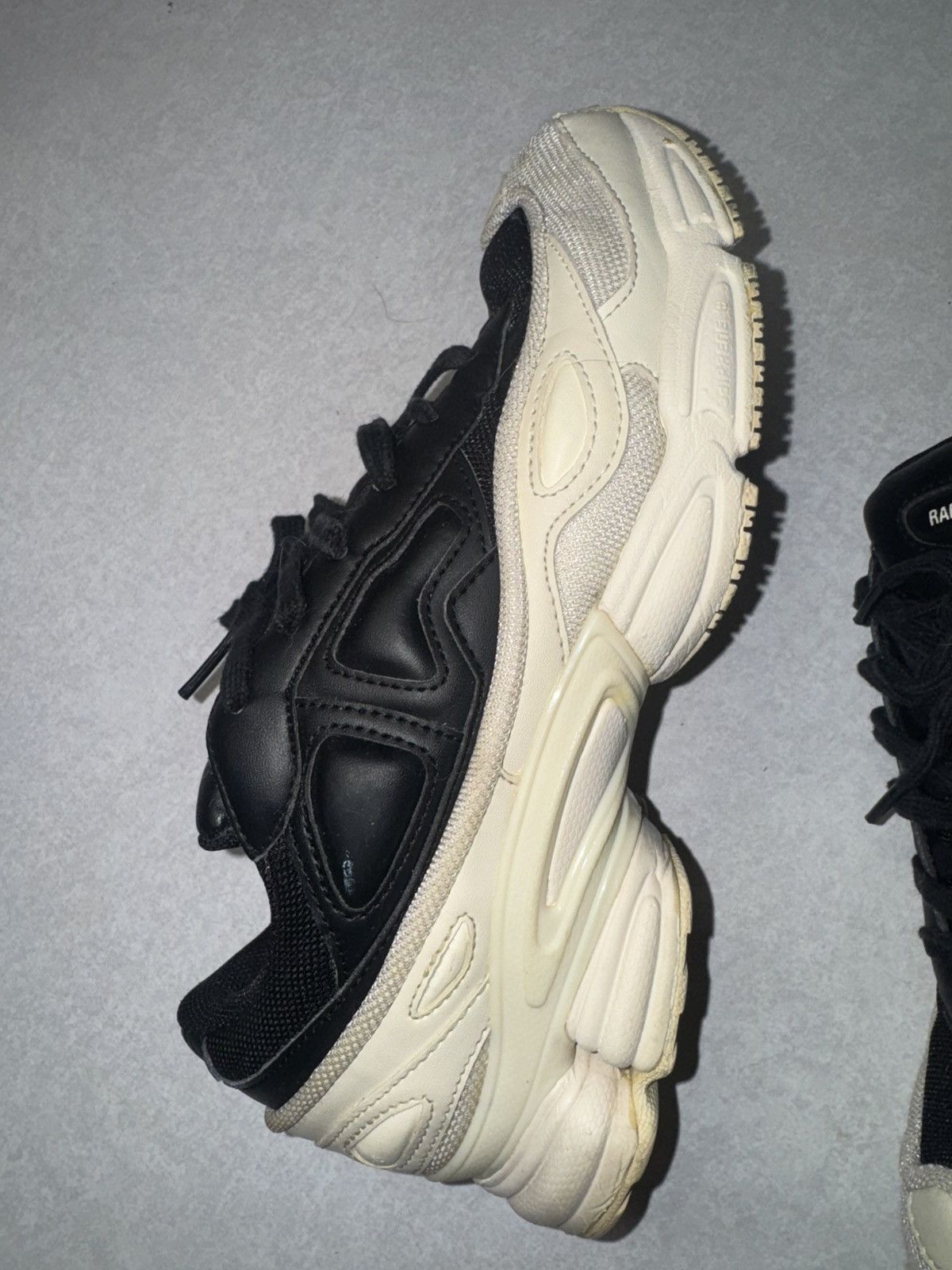 Raf Simons Raf Simons ozweego cream white Size US 7.5 / EU 40-41 - 6 Thumbnail