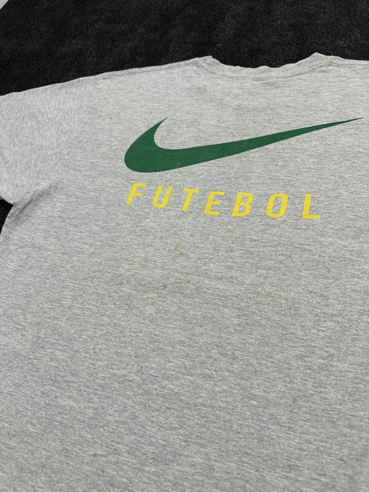 Nike Nike Vintage Y2K Brazil CBF "Just Do It" Futebol T-Shirt Size US M / EU 48-50 / 2 - 8 Thumbnail