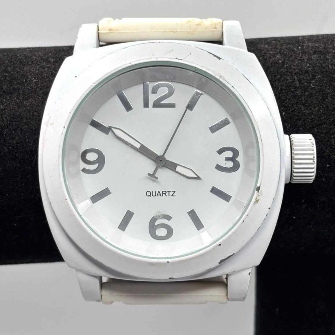 Other Retro White Men's Watch Size ONE SIZE - 1 Thumbnail