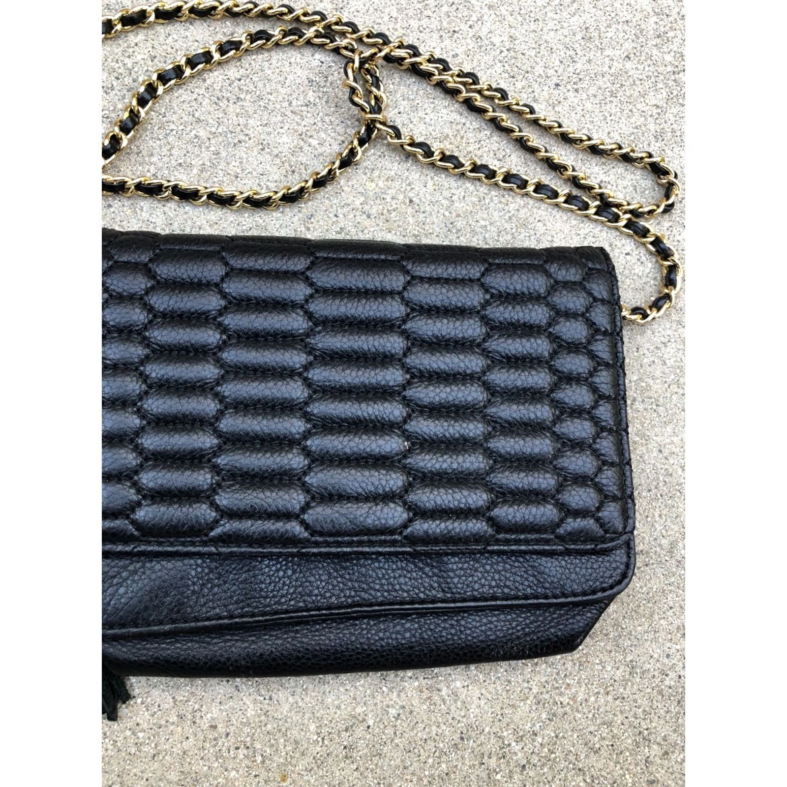 Vintage Aimee Kestenberg Black Alexis II Chain Crossbody Bag Purse Women's Leather Quilt Small | Designer Crossbody Bag Mens? Size ONE SIZE - 4 Thumbnail