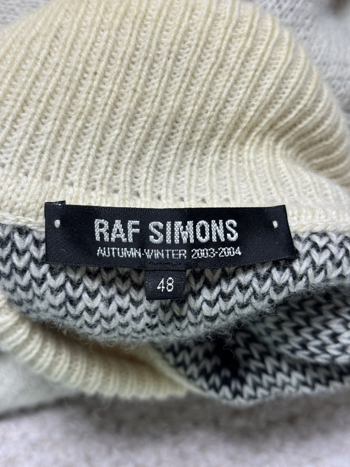 Raf Simons A/W 2003 "Closer" Bauhaus Intarsia Knit Turtleneck Size US M / EU 48-50 / 2 - 5 Thumbnail