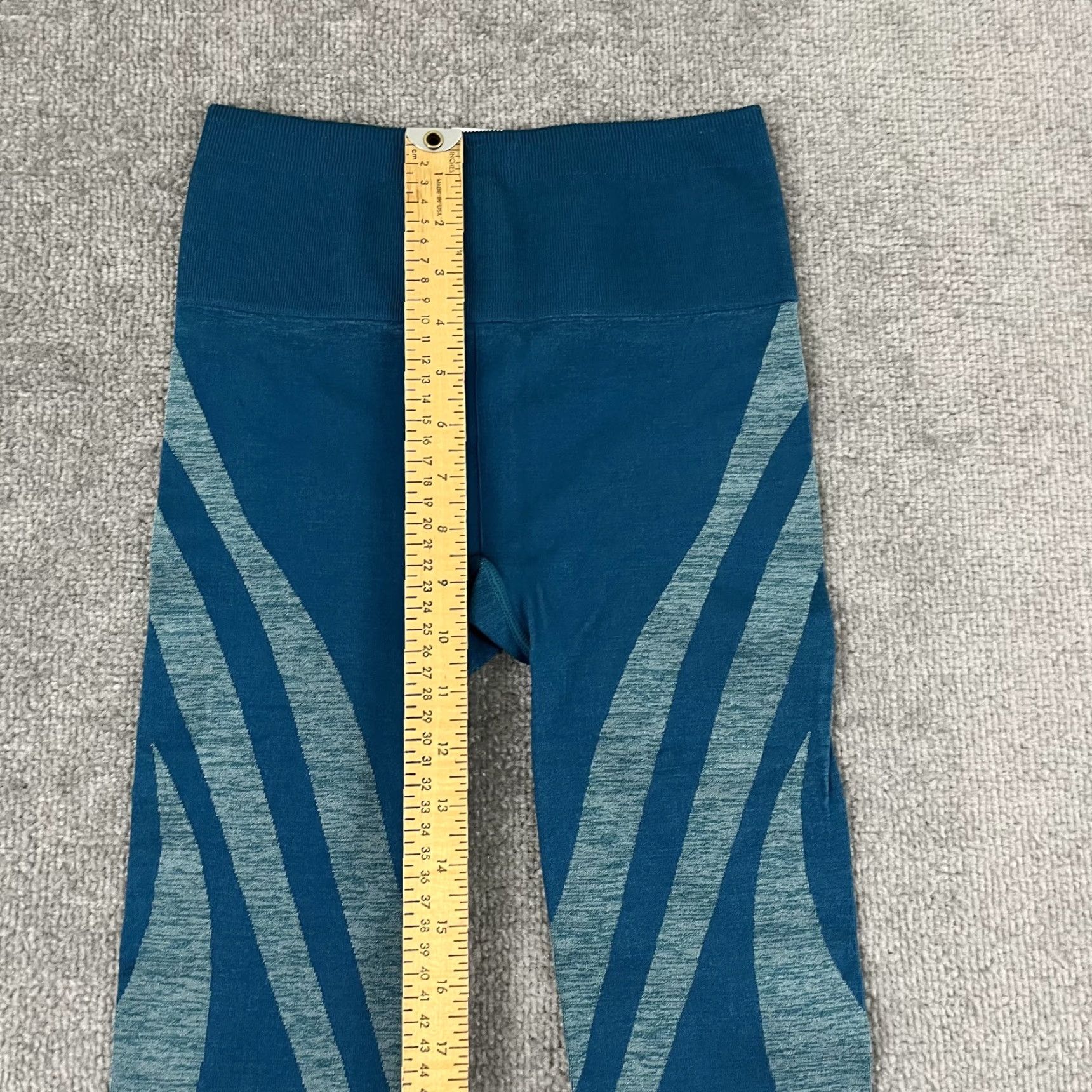Fabletics FABLETICS Leggings Womens XS High Waisted Seamless Dot Blue Gym Yoga NEW Size 26" / US 2 / IT 38 - 7 Thumbnail