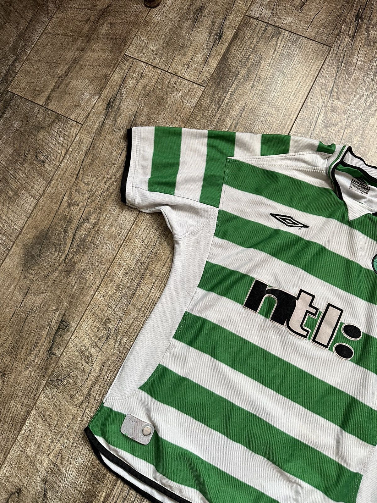 Umbro 2001/02 Umbro Celtic FC Distressed Vintage Home Jersey Size US L / EU 52-54 / 3 - 3 Thumbnail