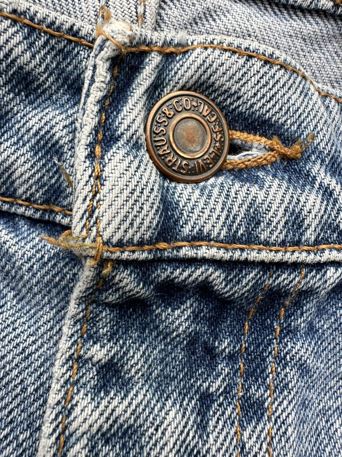Levi's × Vintage Vintage Levis Jeans Mens 34x30 Blue 560 Orange Tab USA Made Size US 40 / EU 56 - 4 Thumbnail