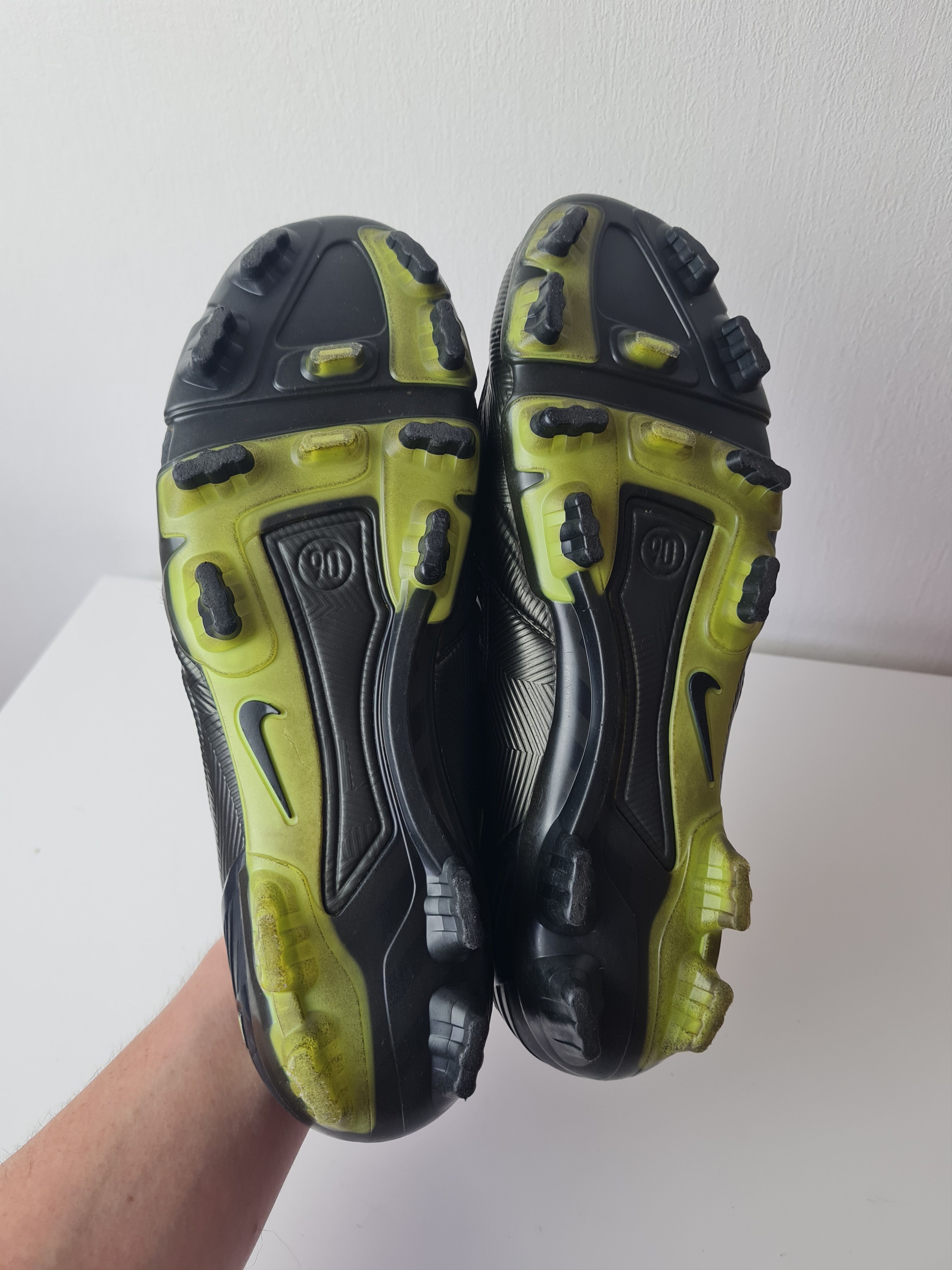 Nike Football Boots 2008 Nike Total 90 SG Zoom Air Laser Elite Size US 10 / EU 43 - 23 Thumbnail