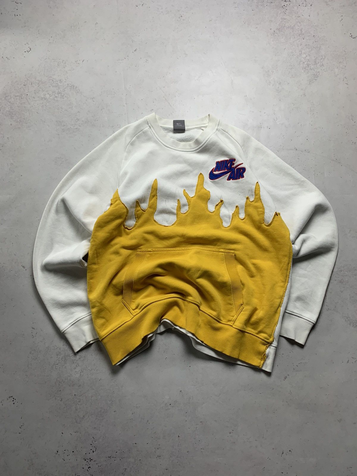 Nike × Vintage Vintage Nike 1/1 Custom Fire Boxy Sweatshirt Y2K L Size US L / EU 52-54 / 3 - 1 Thumbnail