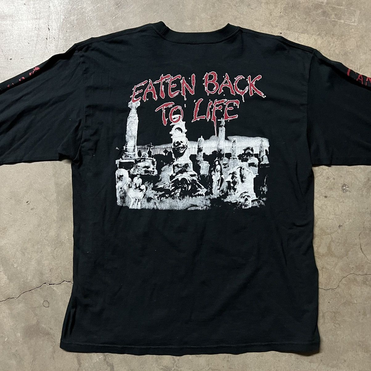 Band Tees × Vintage Vintage ‘02 Cannibal Corpse Eaten Back To Life Band T-Shirt Size US XL / EU 56 / 4 - 6 Thumbnail