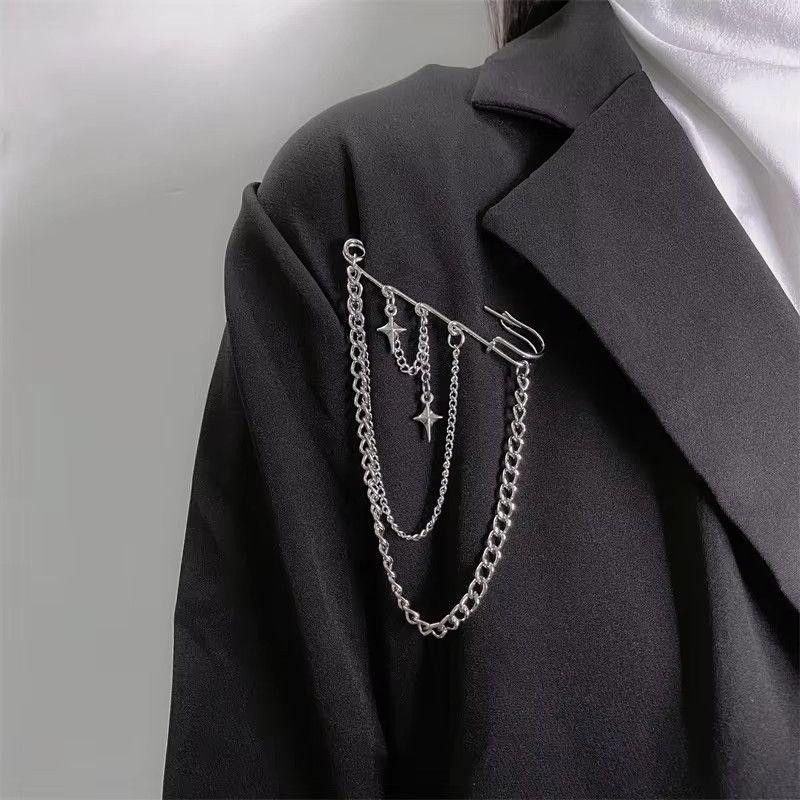 Jewelry STAR Chain Brooch Decoration Tassel Chain Pin Size ONE SIZE - 1 Thumbnail