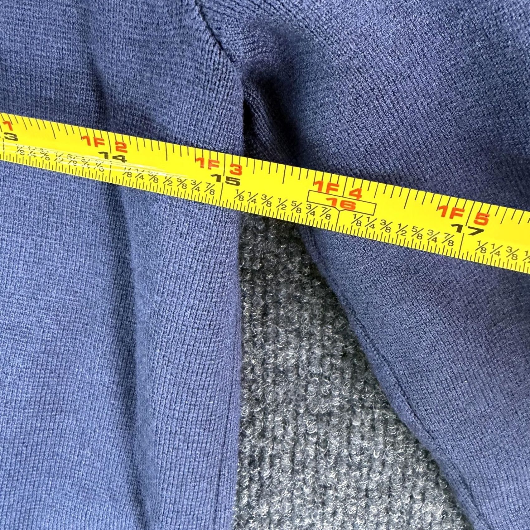 Banana Republic Banana Republic Sweater Womens Small Blue V-Neck Lightweight Tight-Knit Pullover Size S / US 4 / IT 40 - 6 Thumbnail