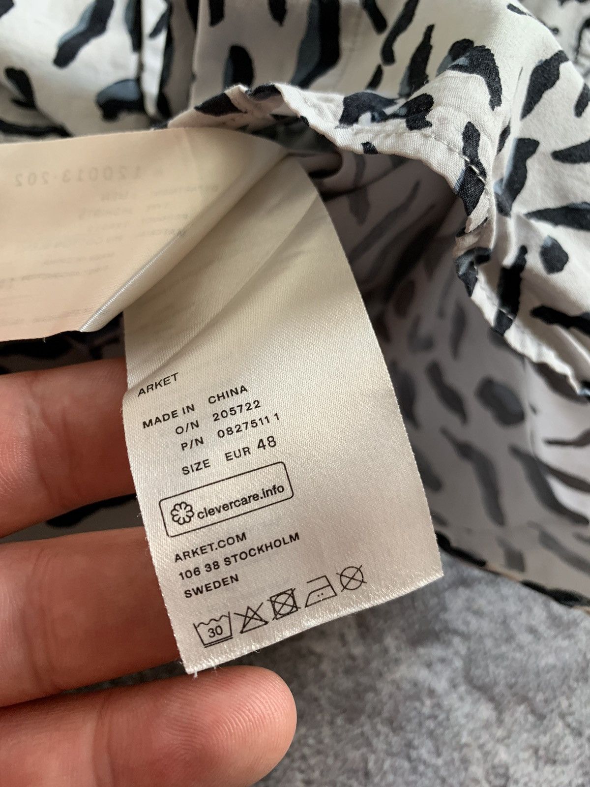 Arket Arket Leopard Print Button Up Men’s shirt size M Size US M / EU 48-50 / 2 - 7 Thumbnail
