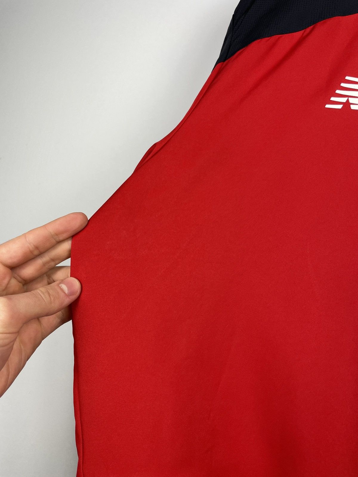 New Balance 2015 Liverpool Player Presentation Soccer Jacket Size US L / EU 52-54 / 3 - 8 Thumbnail