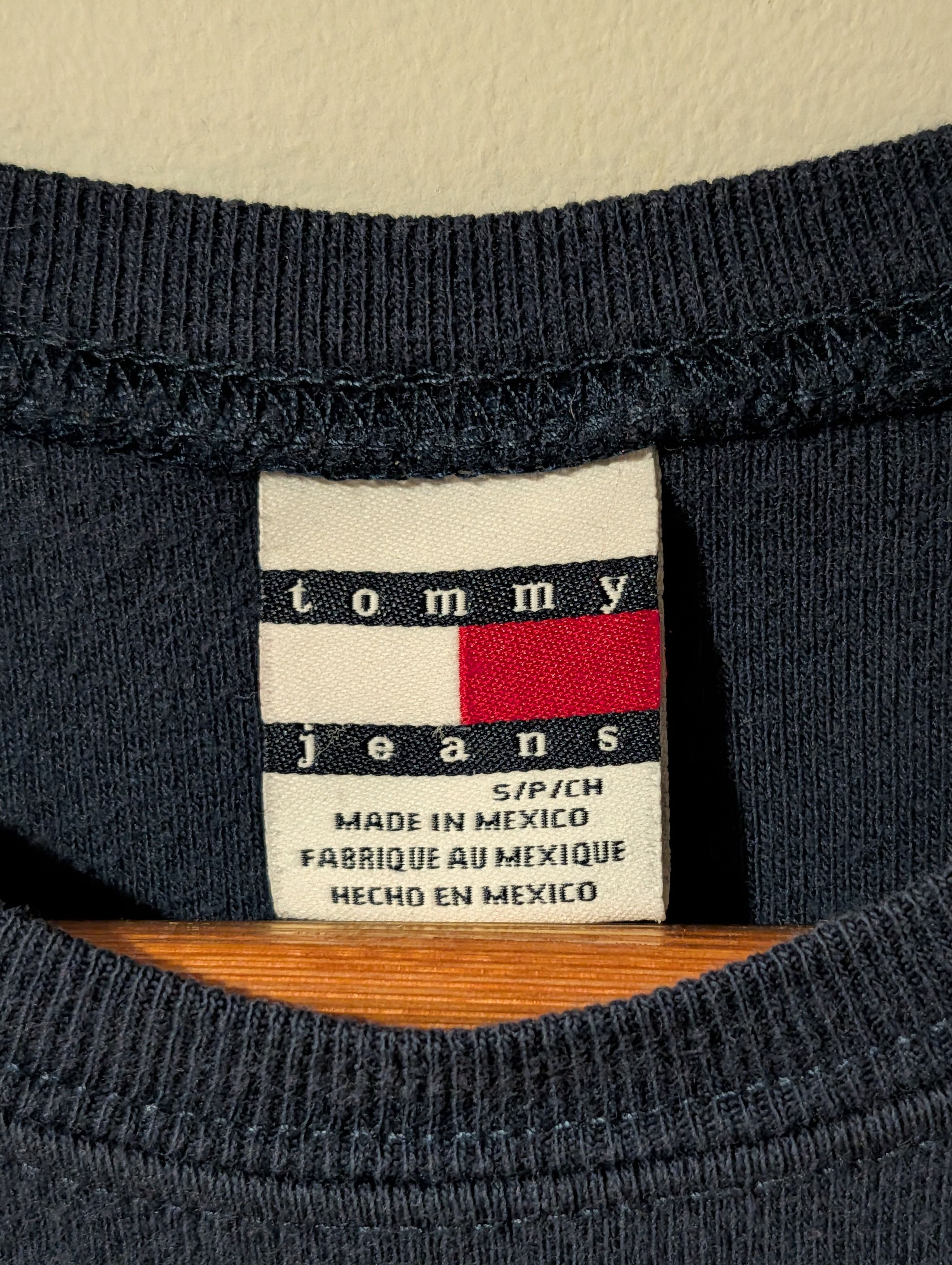 Tommy Hilfiger Vintage Y2K Tommy Girl Jeans Spell Out Kids Small T-Shirt Size S / US 4 / IT 40 - 3 Thumbnail