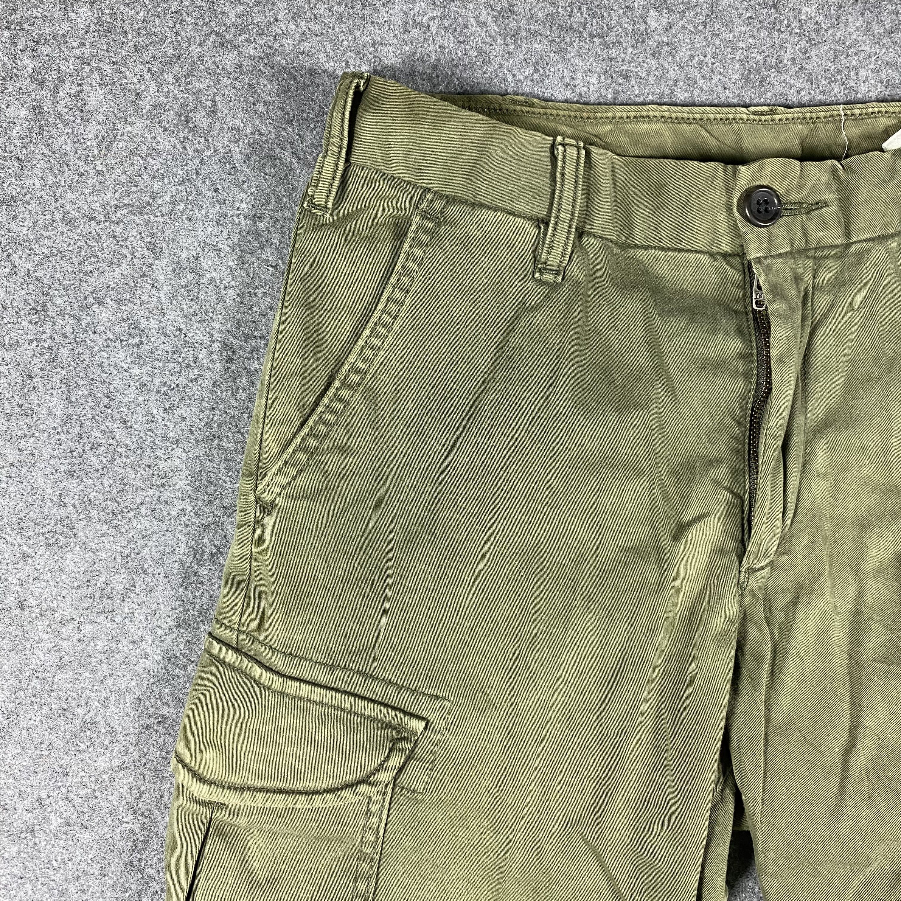 Japanese Brand Japanese Brand Uniqlo Multipocket Tactical Cargo Pants Size US 28 / EU 44 - 2 Thumbnail