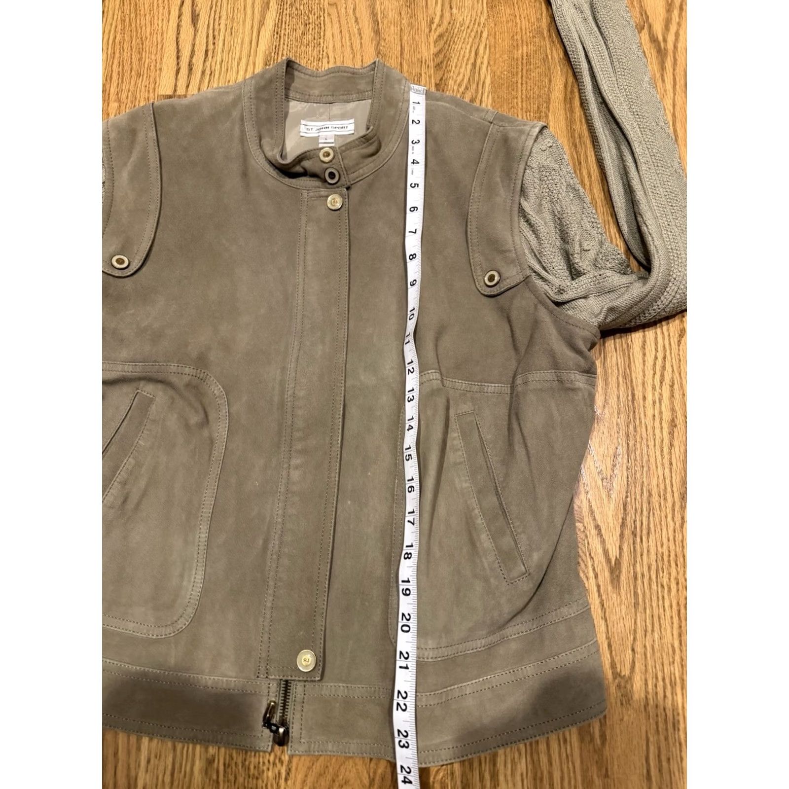 St. John VINTAGE St. John Sport Suede Leather Knit Sweater Jacket Top Women’s Size Large Beige Lined Pockets 80s 90s Mens? Size L / US 10 / IT 46 - 7 Thumbnail