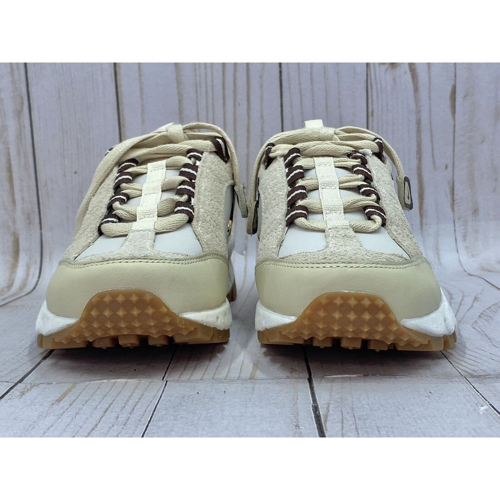 Nike Nike x Jacquemus Womens Air Humara LX Sail Size 11 DR0420 0 Size US 11 / IT 41 - 5 Thumbnail