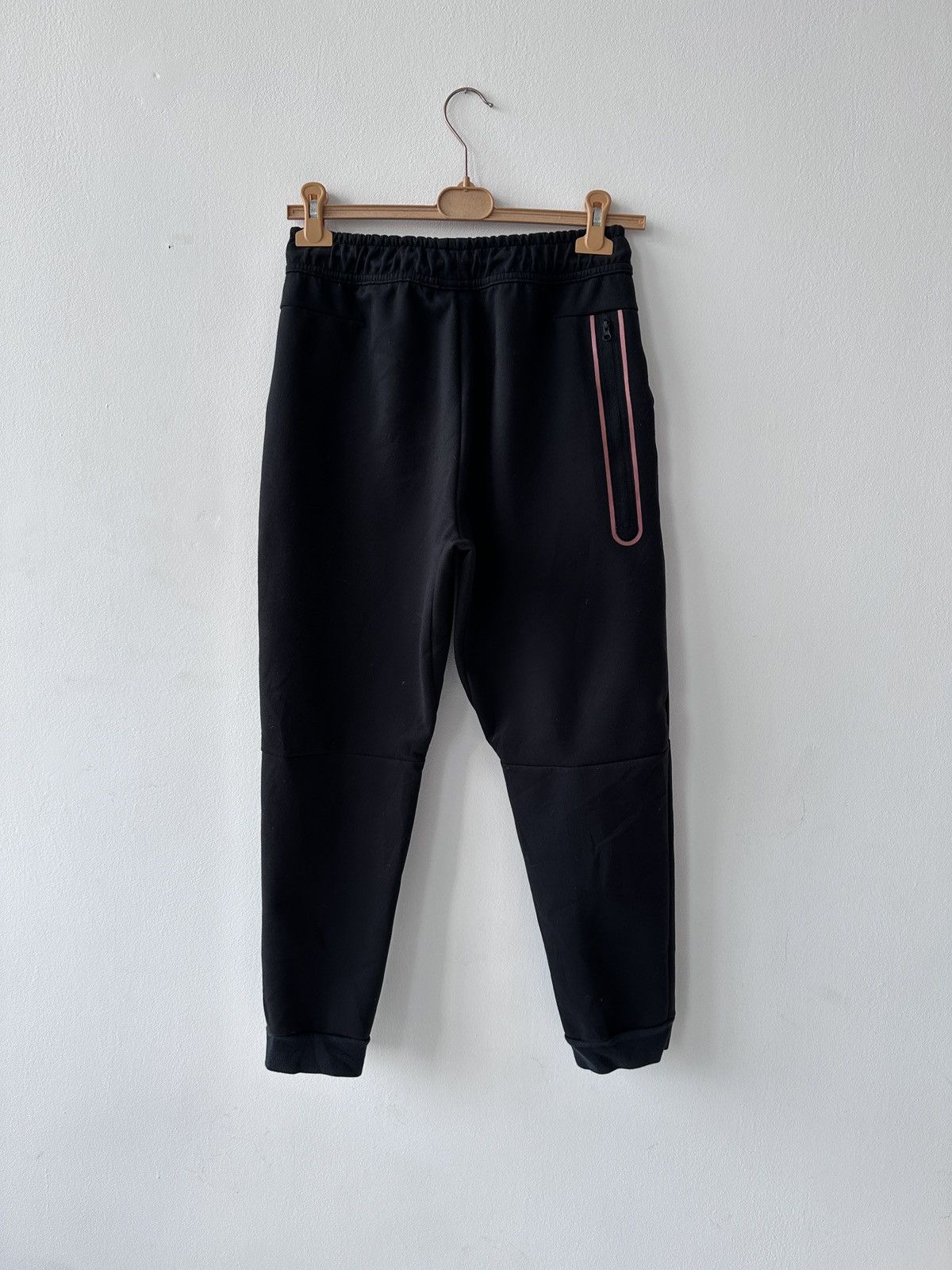 Nike Nike tech fleece joggers pants Size US 29 - 7 Thumbnail