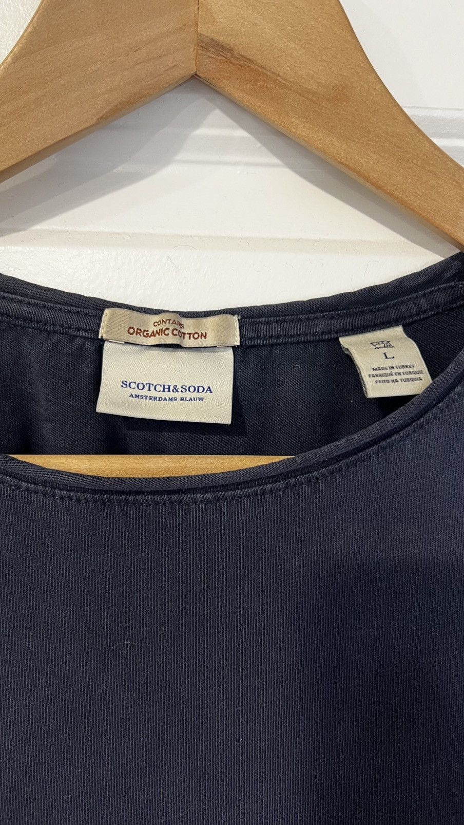 Scotch & Soda Dark blue t shirt lightly worn Size US L / EU 52-54 / 3 - 2 Thumbnail