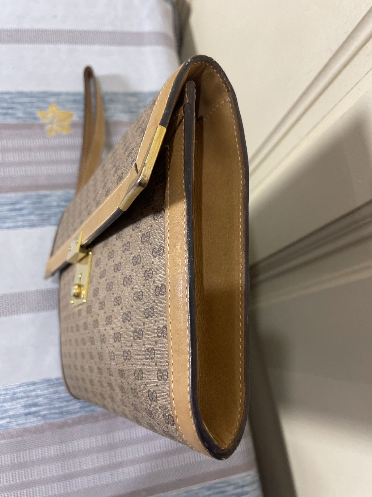 Gucci Vintage Gucci Micro GG canvas and leather clutch bag Size ONE SIZE - 10 Thumbnail