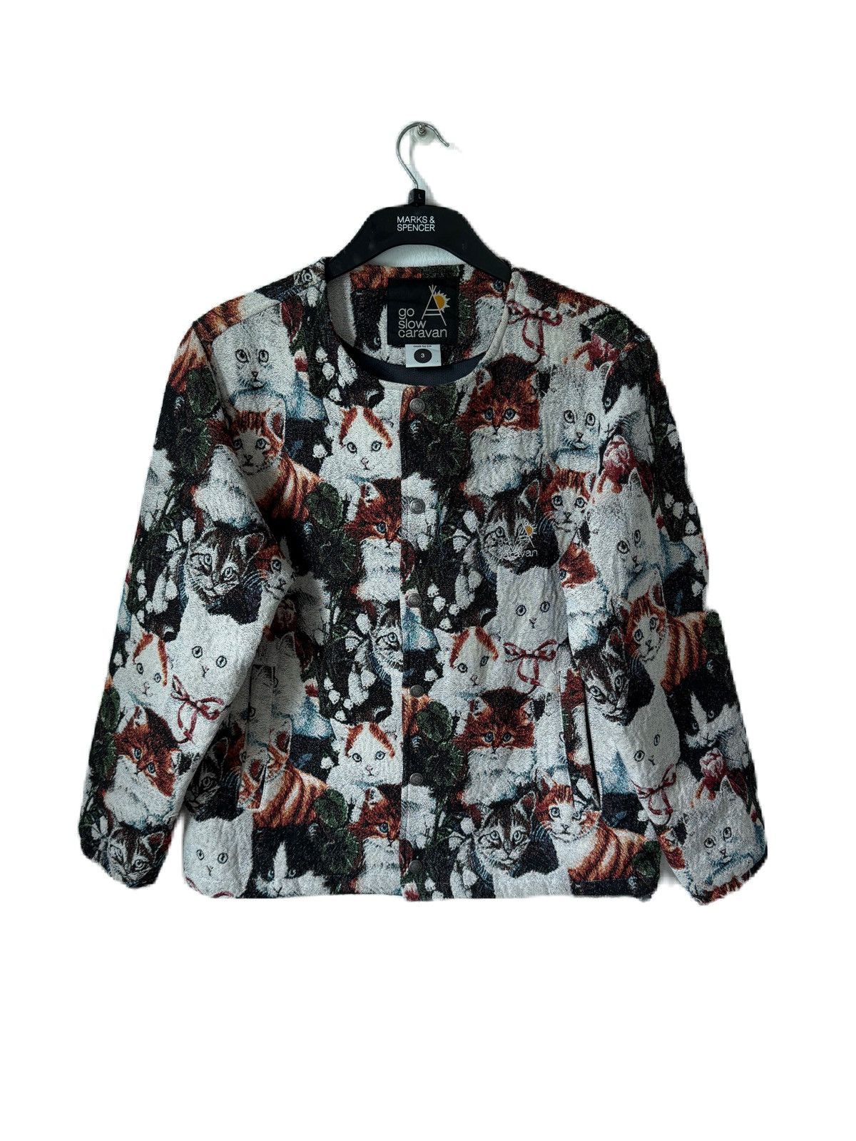 go slow caravan GO SLOW CARAVAN UNDER THE SUN CAT OVERPRINT JACKET ARCTERYX Size US M / EU 48-50 / 2 - 4 Thumbnail