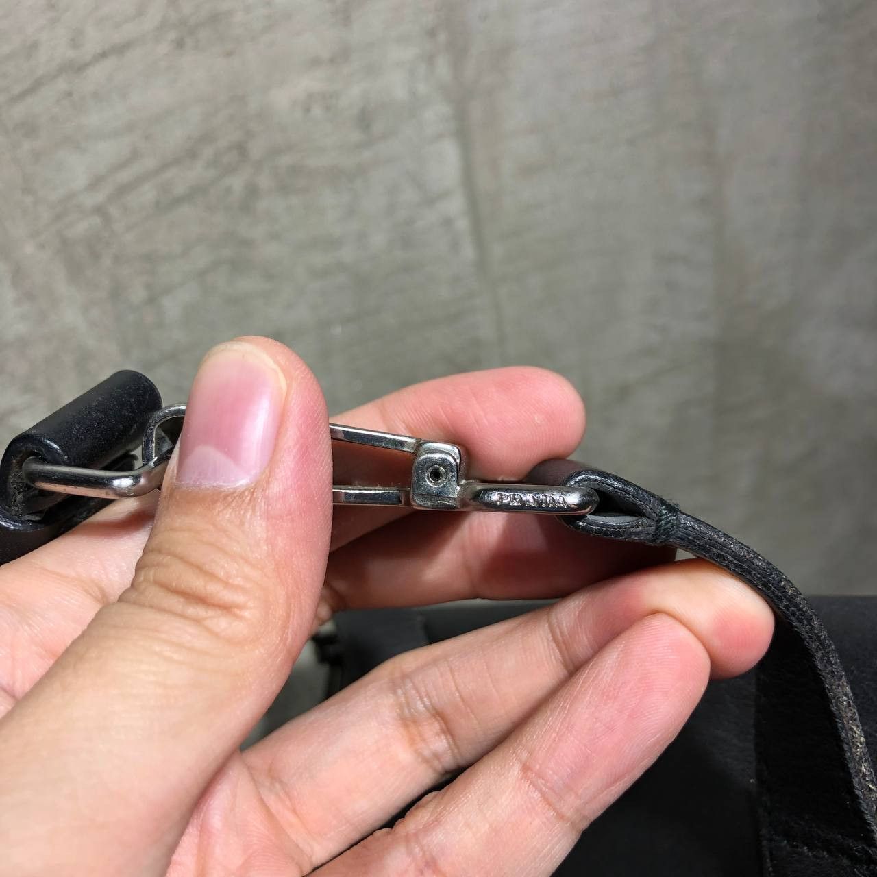 Prada Prada Leather Military Shoulder bag Size ONE SIZE - 9 Thumbnail