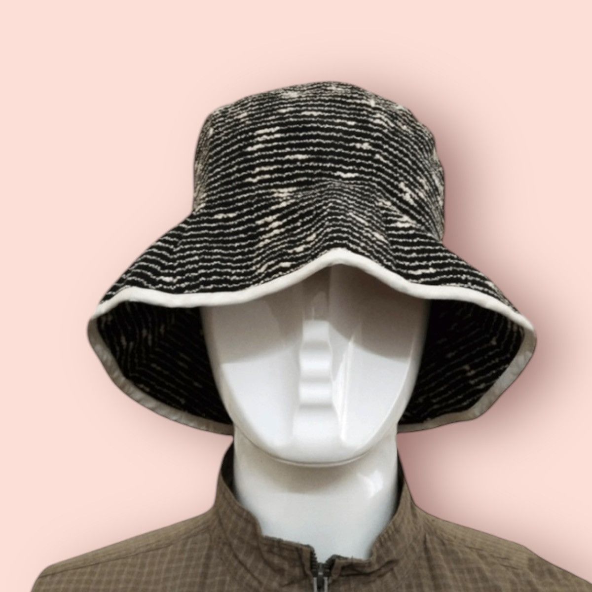Japanese Brand × Vintage RARE VINTAGE ELLE PARIS BUCKET HAT Size ONE SIZE - 4 Thumbnail