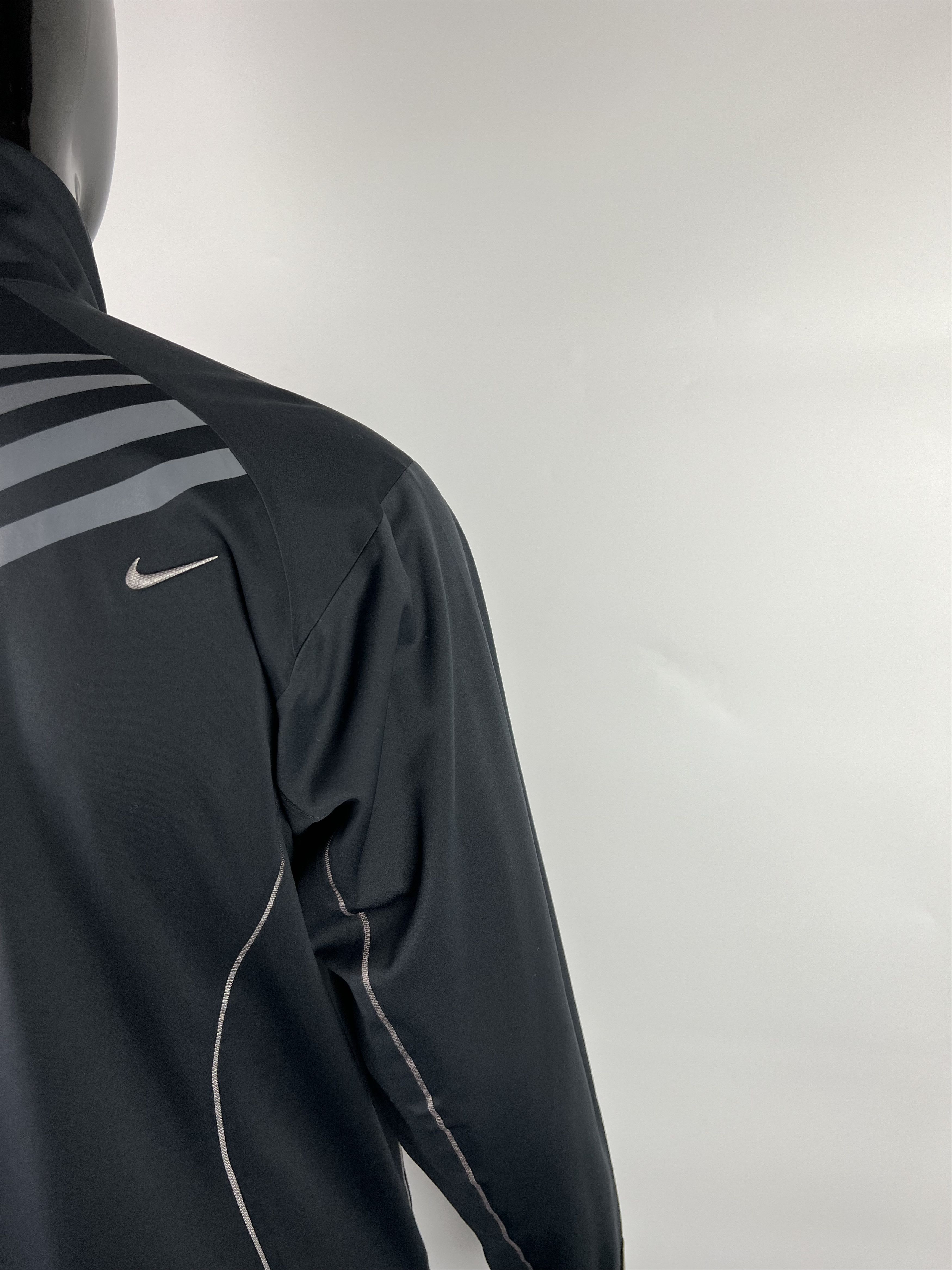 Nike Nike Golf Fit Storm Jacket Size S Size US S / EU 44-46 / 1 - 4 Thumbnail