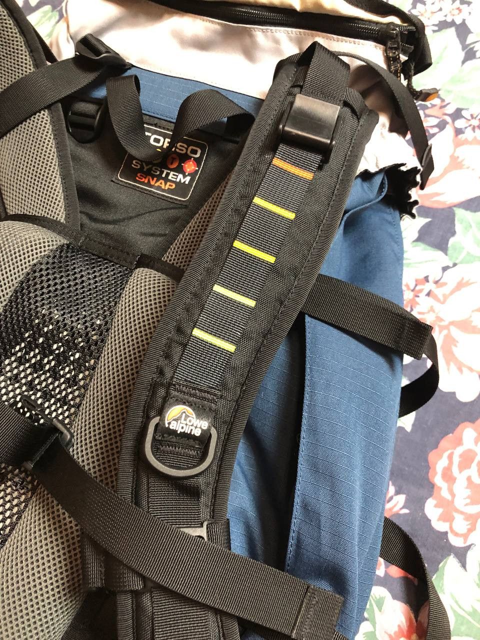Vintage Lowe Alpine Bag Adjustable Back Hiking Trekking Vintage Size ONE SIZE - 17 Thumbnail