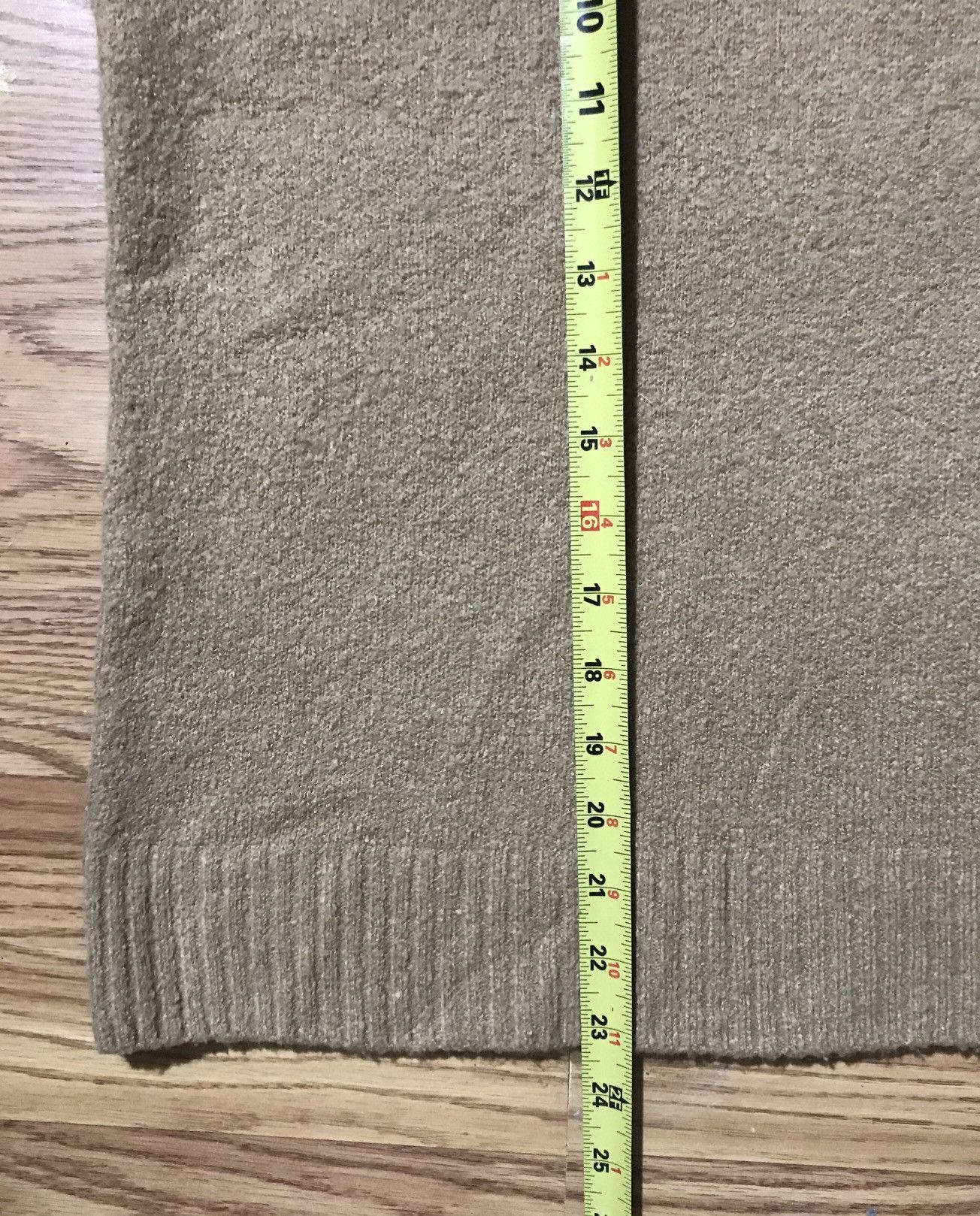 French Connection French Connection Women’s M Turtleneck Sweater Beige NWOT Size M / US 6-8 / IT 42-44 - 4 Thumbnail