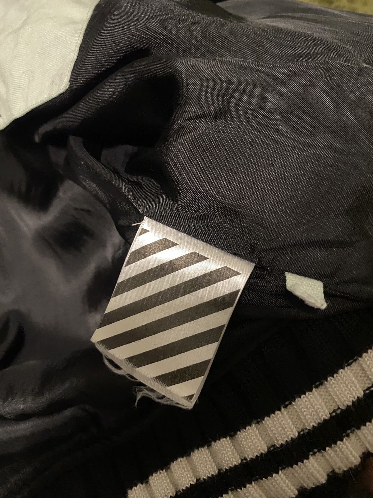 Off-White Used off white varsity jacket Size US M / EU 48-50 / 2 - 8 Thumbnail