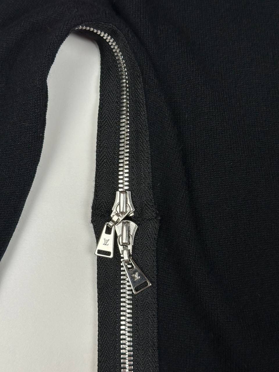 Louis Vuitton Sweater Louis Vuitton Size M / US 6-8 / IT 42-44 - 5 Thumbnail