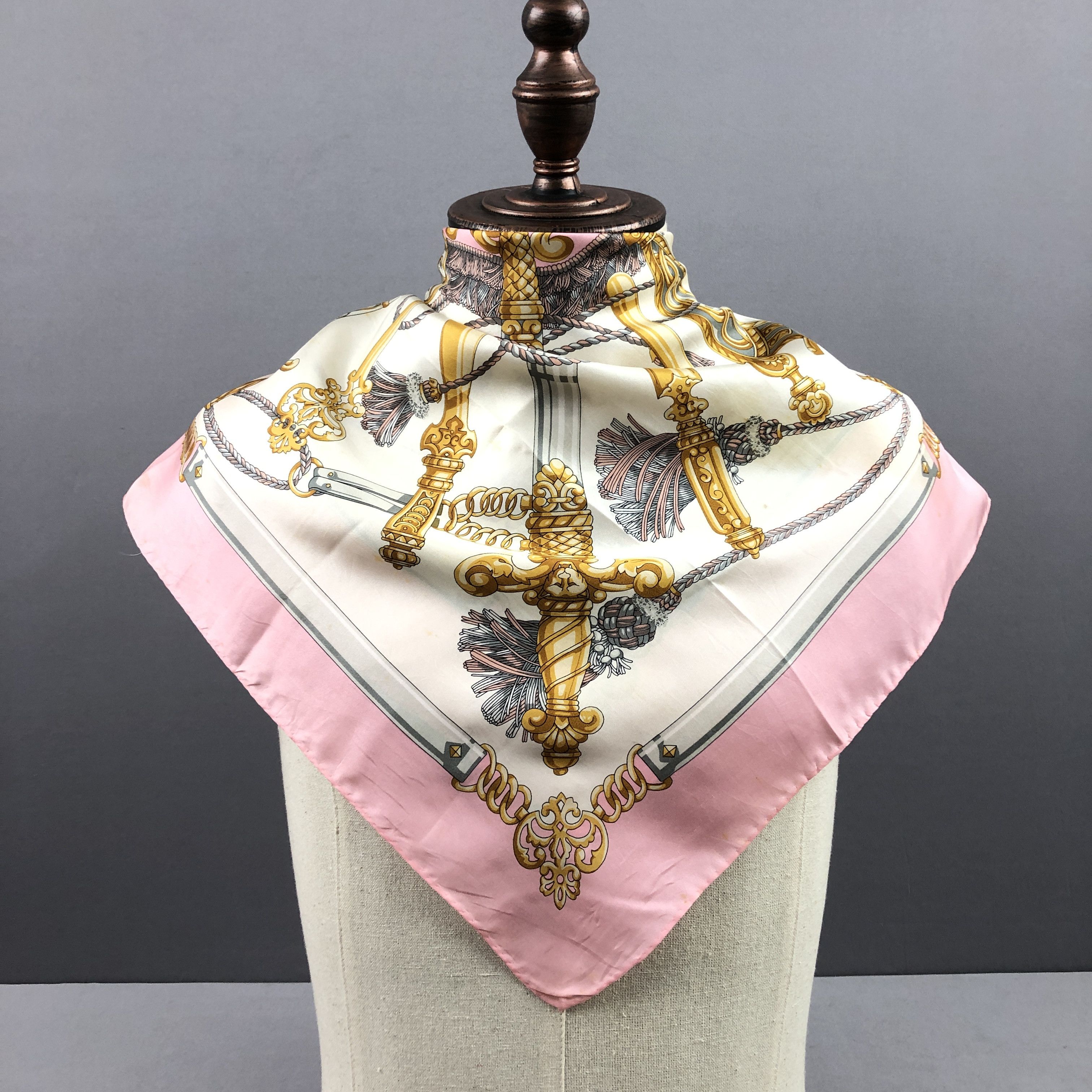 Japanese Brand Vintage SILK Scarf Twill Stole Wraps Scarves - GF60033 Size ONE SIZE - 2 Thumbnail