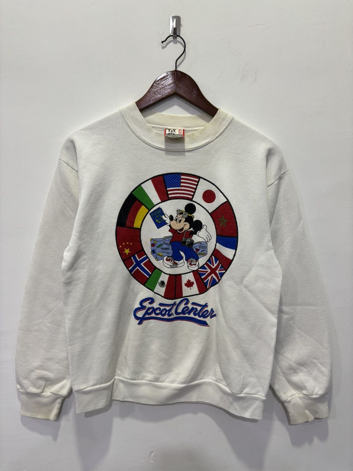 Mickey Mouse Vintage 90’s Mickey Mouse Sweatshirt Size US M / EU 48-50 / 2 - 1 Thumbnail