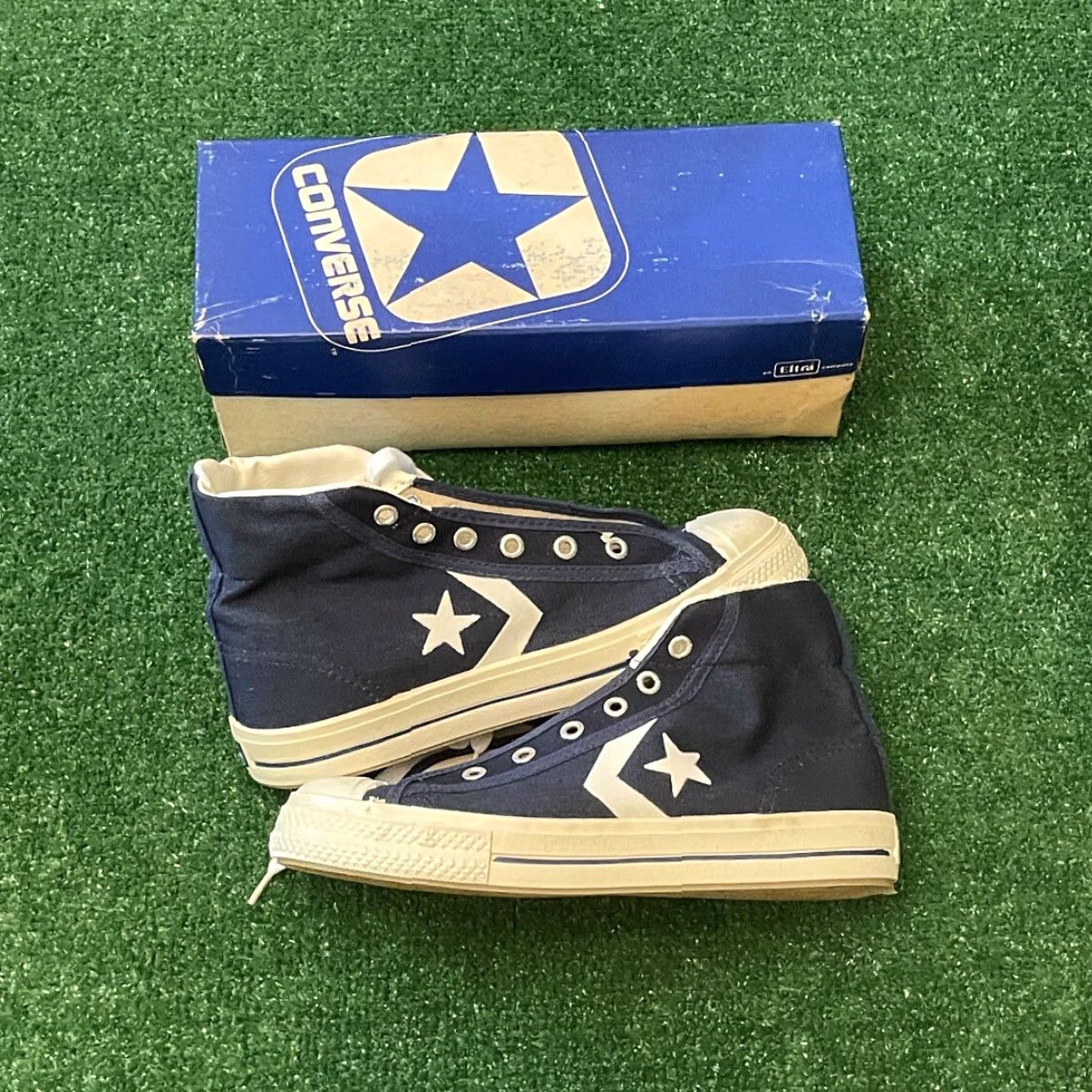 Converse VINTAGE Converse ABA Made In USA High Navy Canvas Rare Old Stock 4.5 Mens Basketball Sneaker Size US 5 / EU 37 - 2 Thumbnail