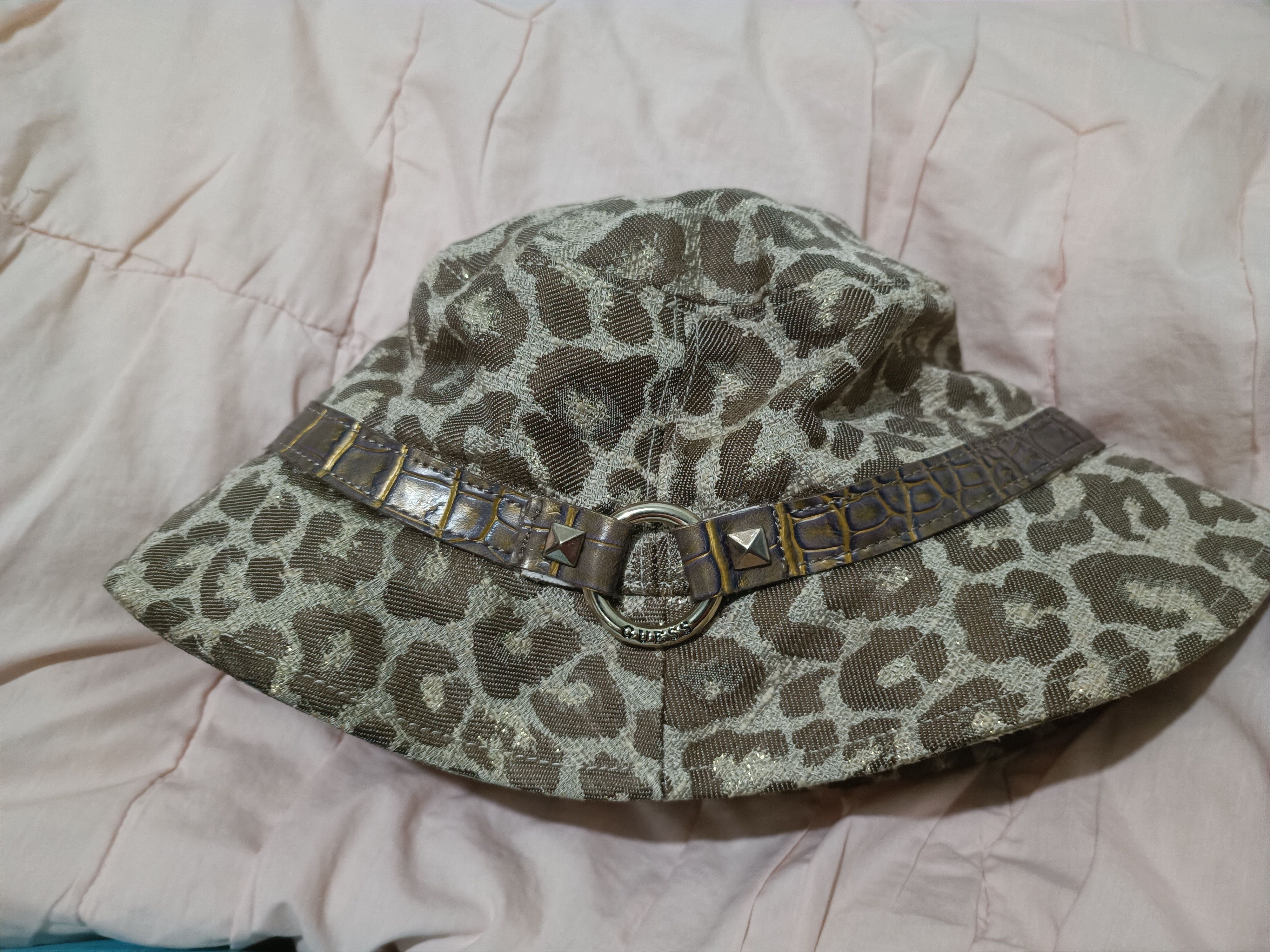 Guess Guess Bucket Hat Size ONE SIZE - 1 Thumbnail