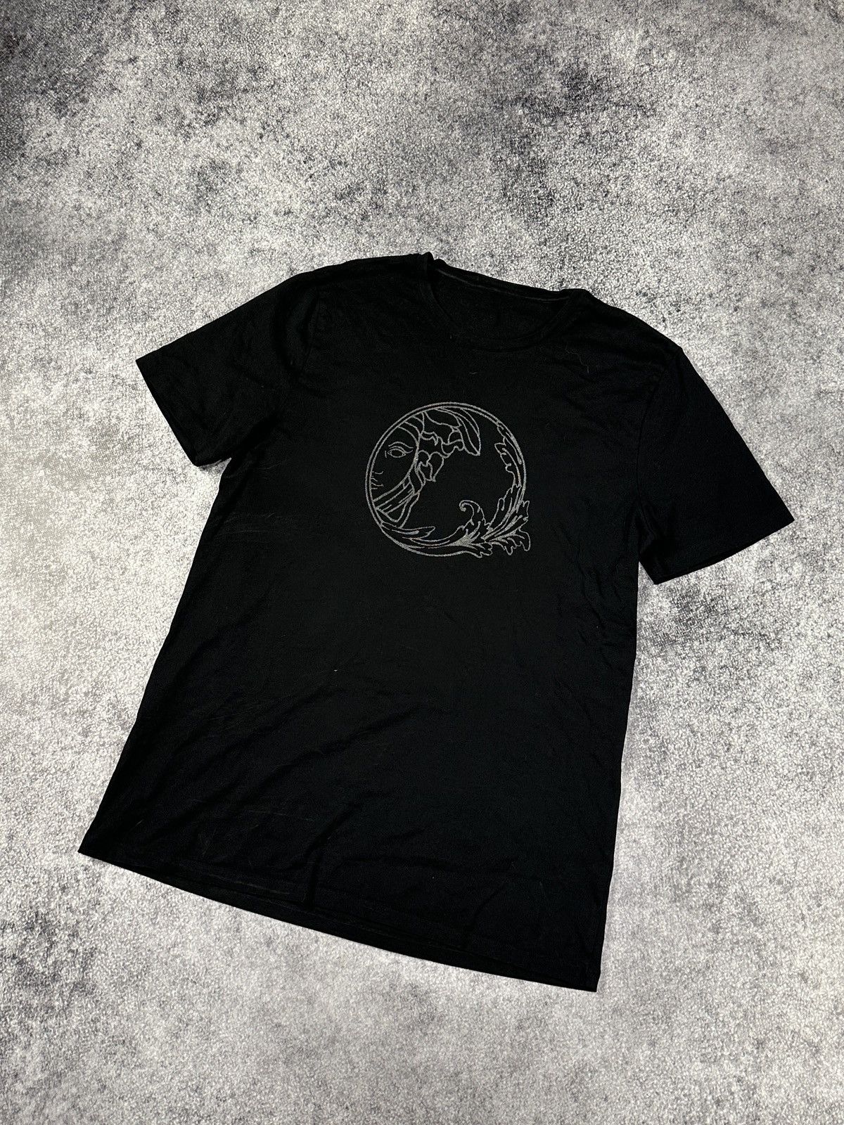 Versace × Versace Jeans Couture Y2K Versace Big Log T-shirt Streetwear Rare Casual Luxury Size US XL / EU 56 / 4 - 1 Thumbnail