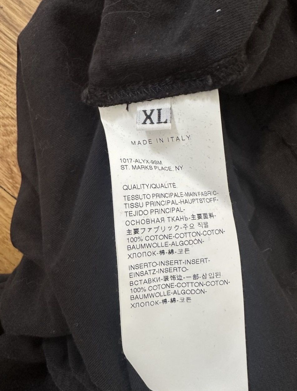1017 ALYX 9SM 1017 ALYX 9SM Buckle Detail Hoodie Size US XL / EU 56 / 4 - 5 Thumbnail