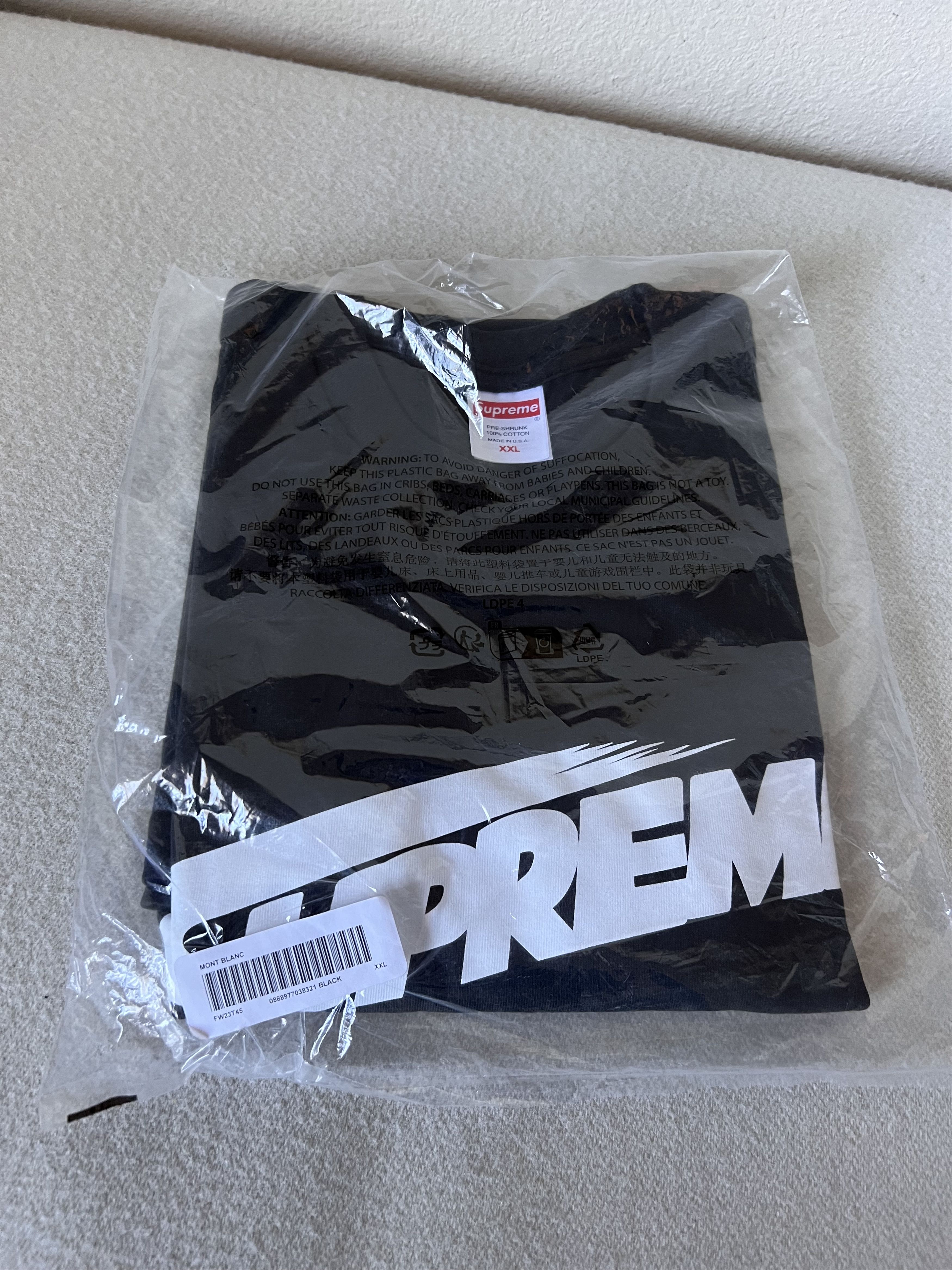 Supreme Supreme Mont Blanc Tee in Black Size US XXL / EU 58 / 5 - 2 Thumbnail