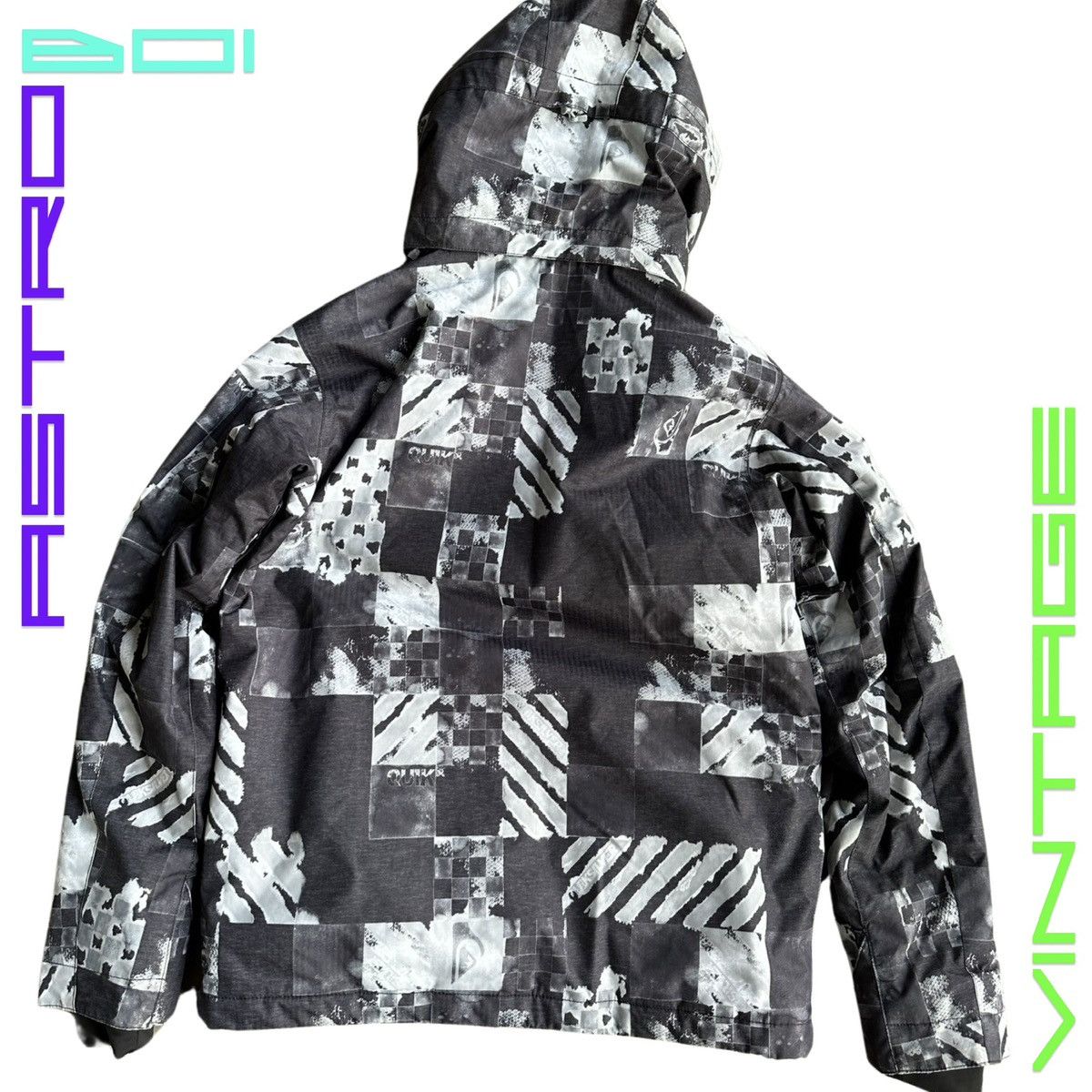 Quiksilver QUICKSILVER ABSTRACT CHECKERBOARD LOGO SKI JACKET_SMALL Size US S / EU 44-46 / 1 - 7 Thumbnail