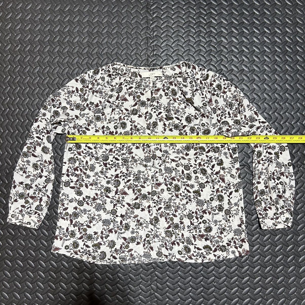 Ann Taylor × Loft Ann Taylor LOFT Petite Blouse Button Up Floral Women’s Large Size L / US 10 / IT 46 - 5 Thumbnail